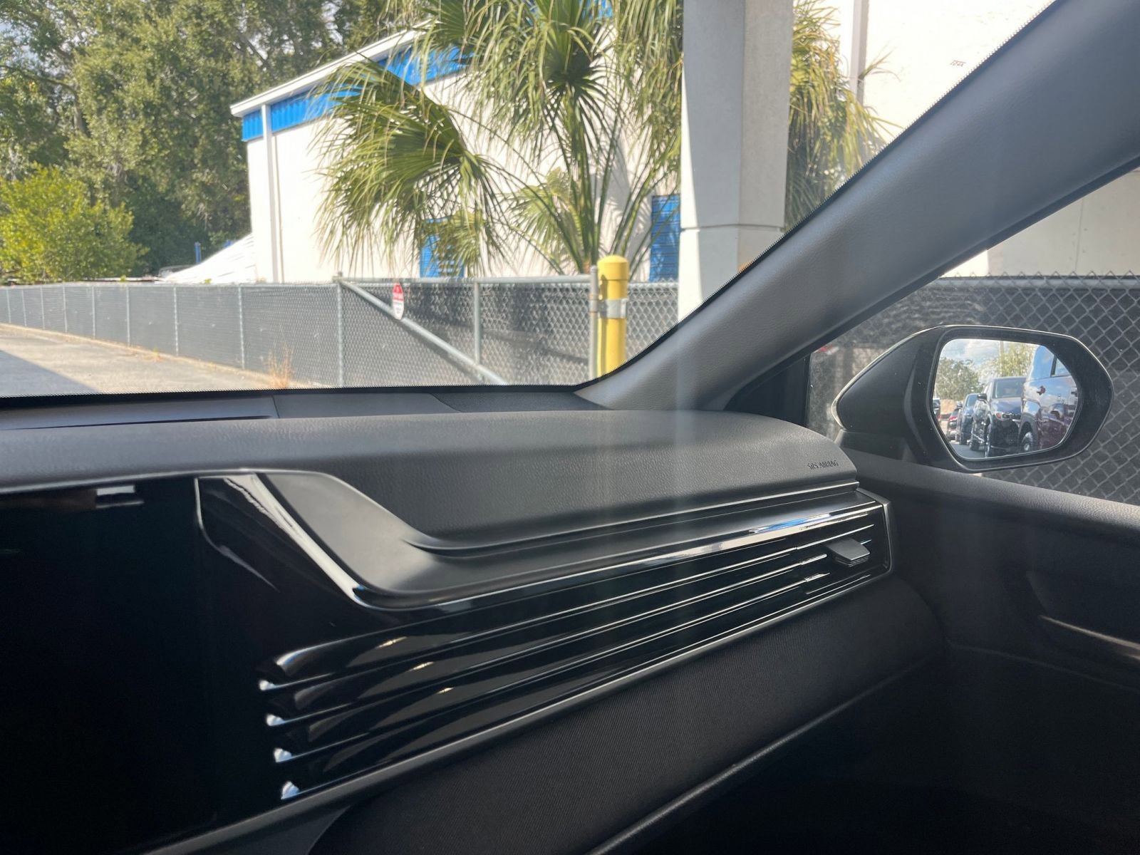 Thumbnail: 2025 Toyota Camry - 35