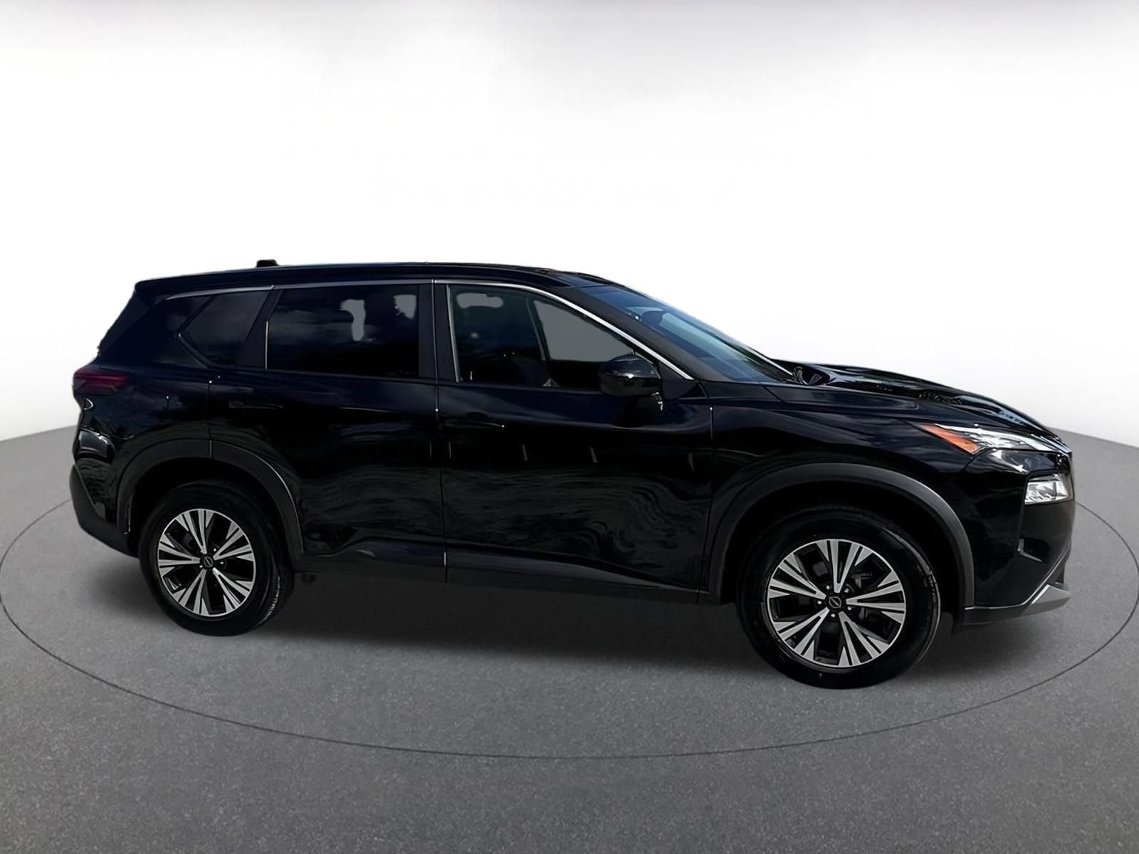 2023 Nissan Rogue SV 15