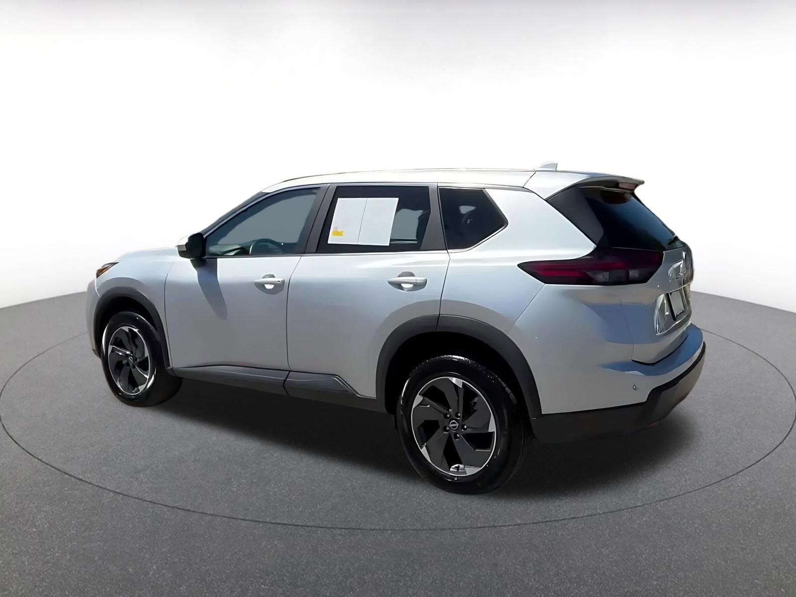 Thumbnail: 2025 Nissan Rogue - 10