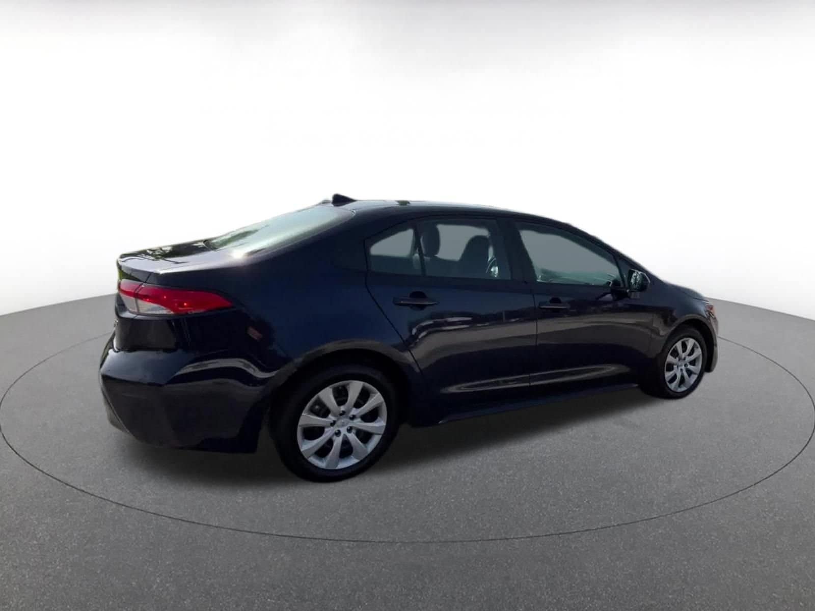 Thumbnail: 2025 Toyota Corolla - 15