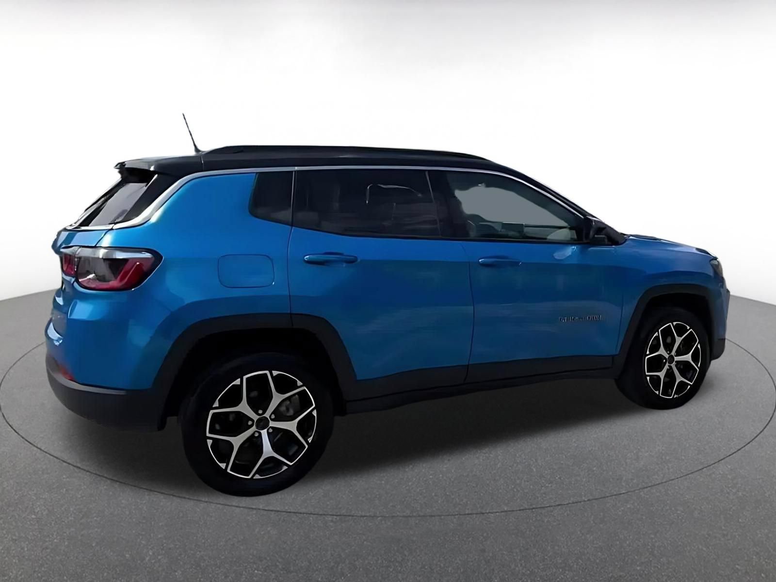 Thumbnail: 2025 Jeep Compass - 15