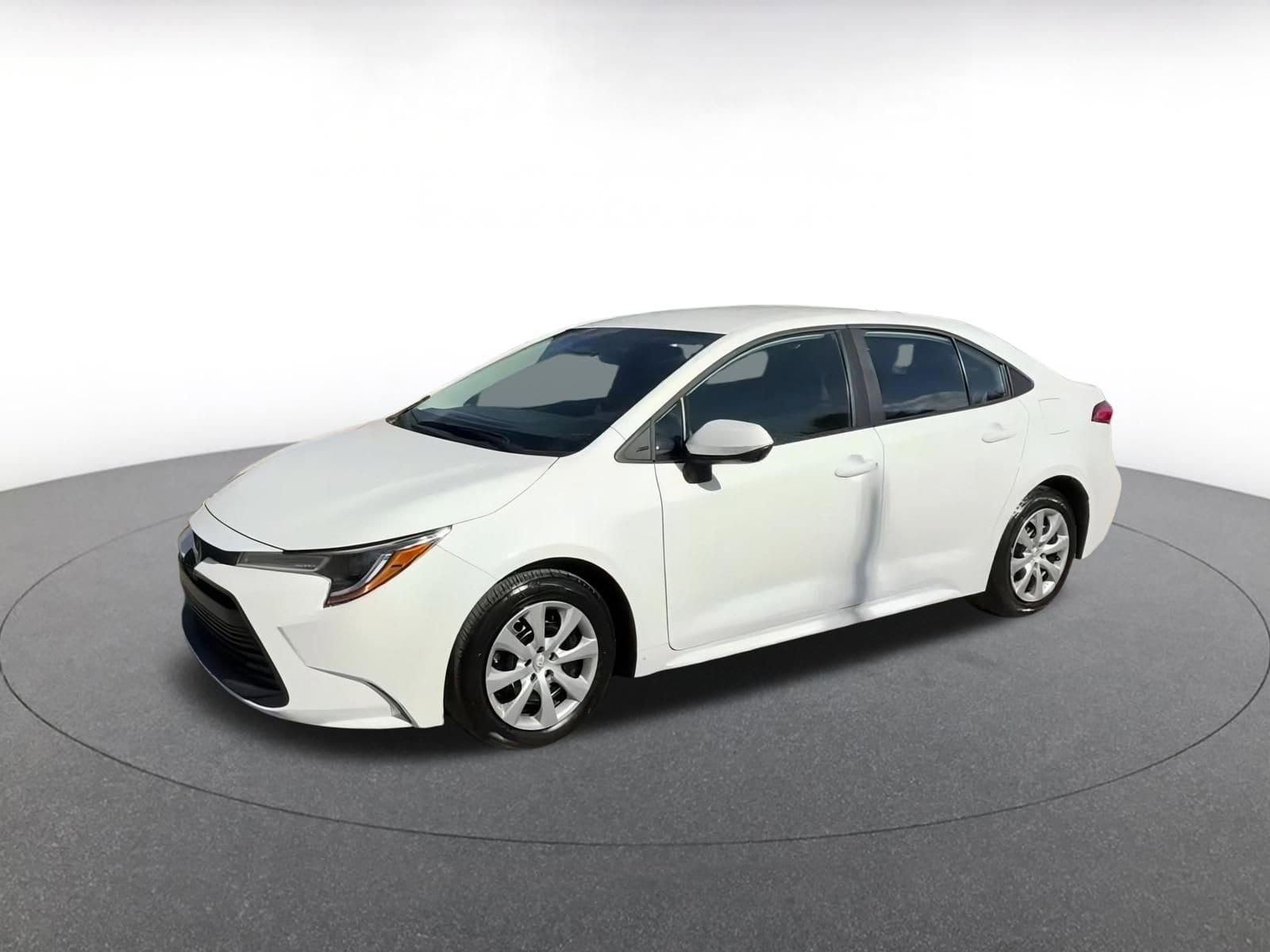 Thumbnail: 2025 Toyota Corolla - 8