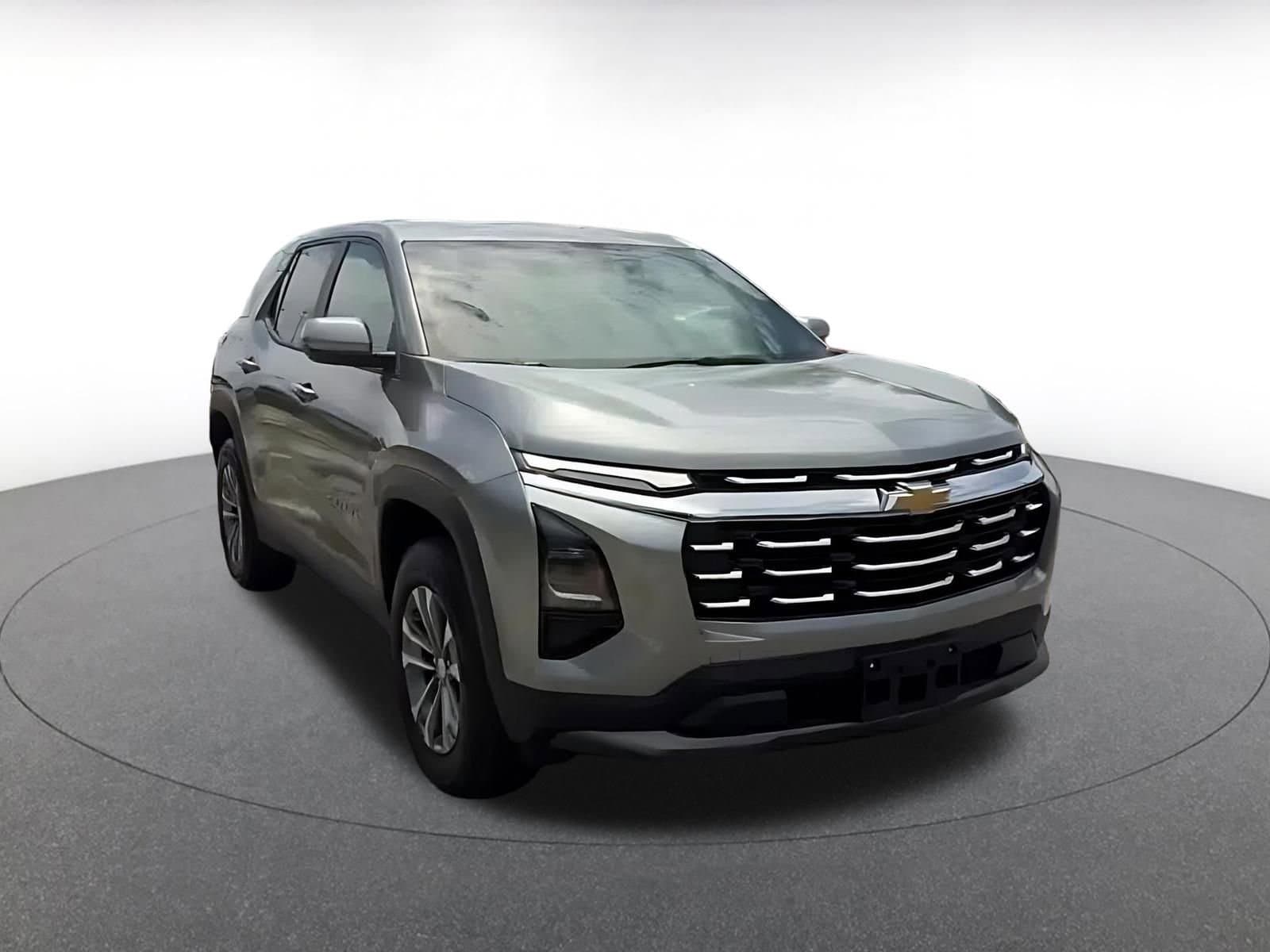 Thumbnail: 2025 Chevrolet Equinox - 3