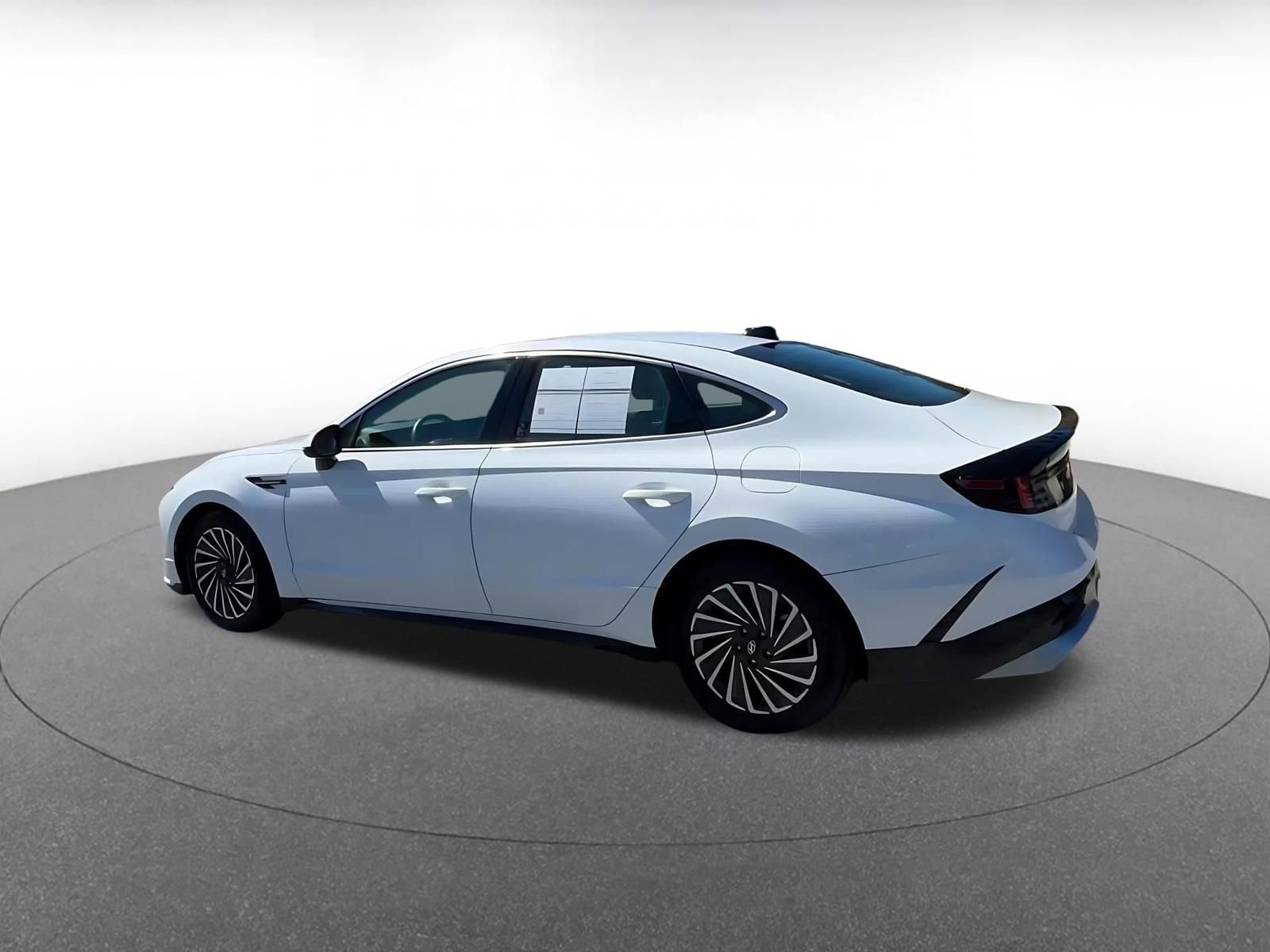 Thumbnail: 2025 Hyundai Sonata - 11