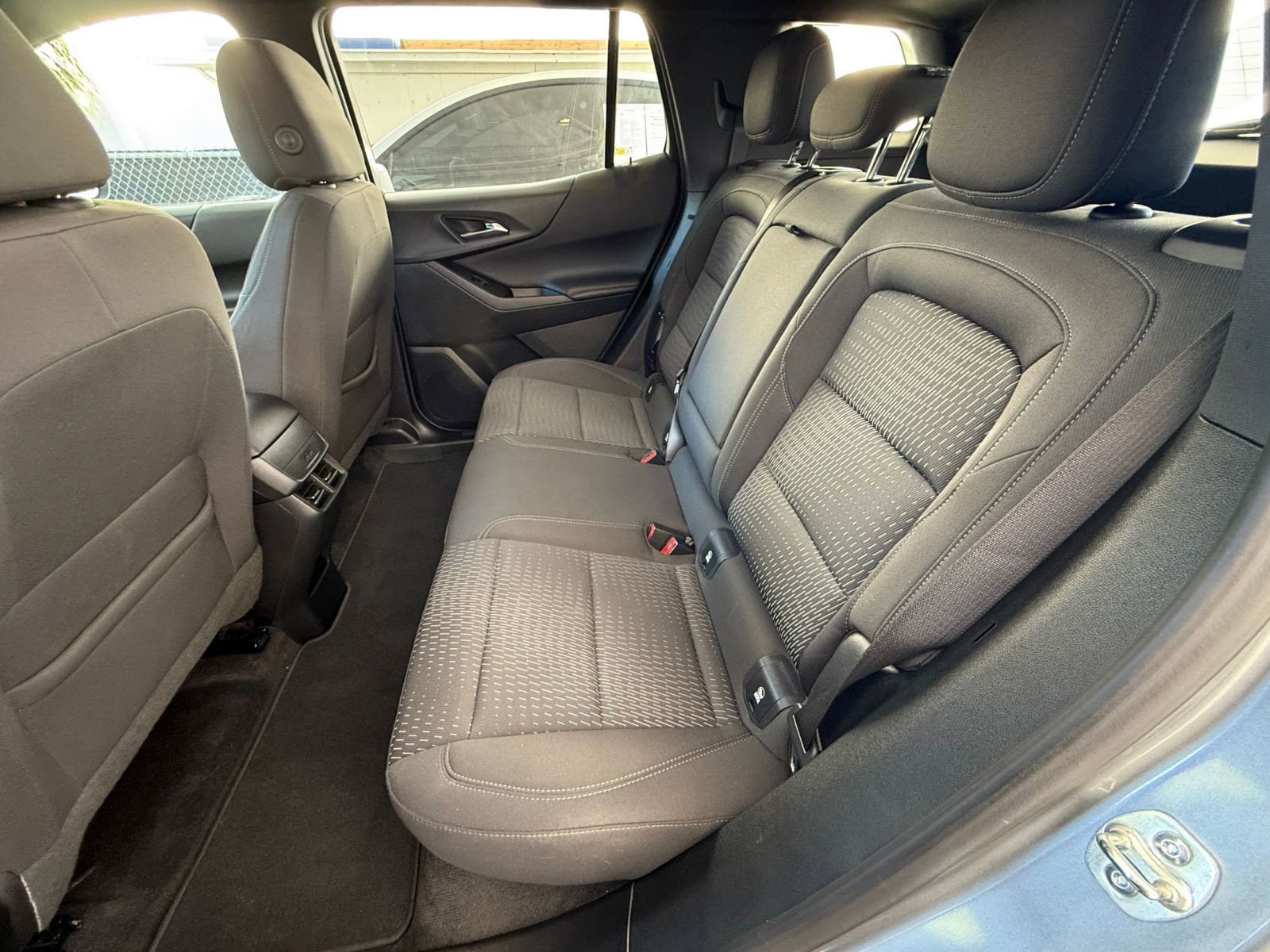 Thumbnail: 2025 Chevrolet Equinox - 25