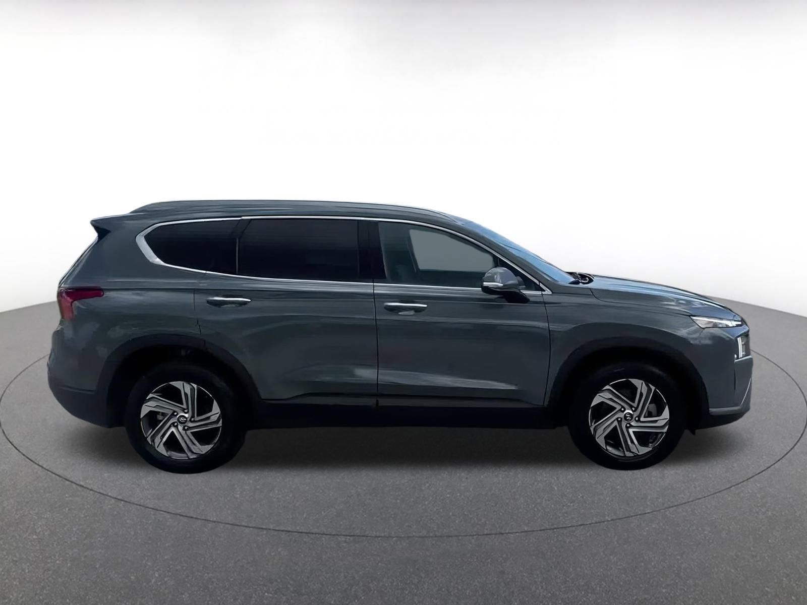 Thumbnail: 2023 Hyundai Santa Fe - 16