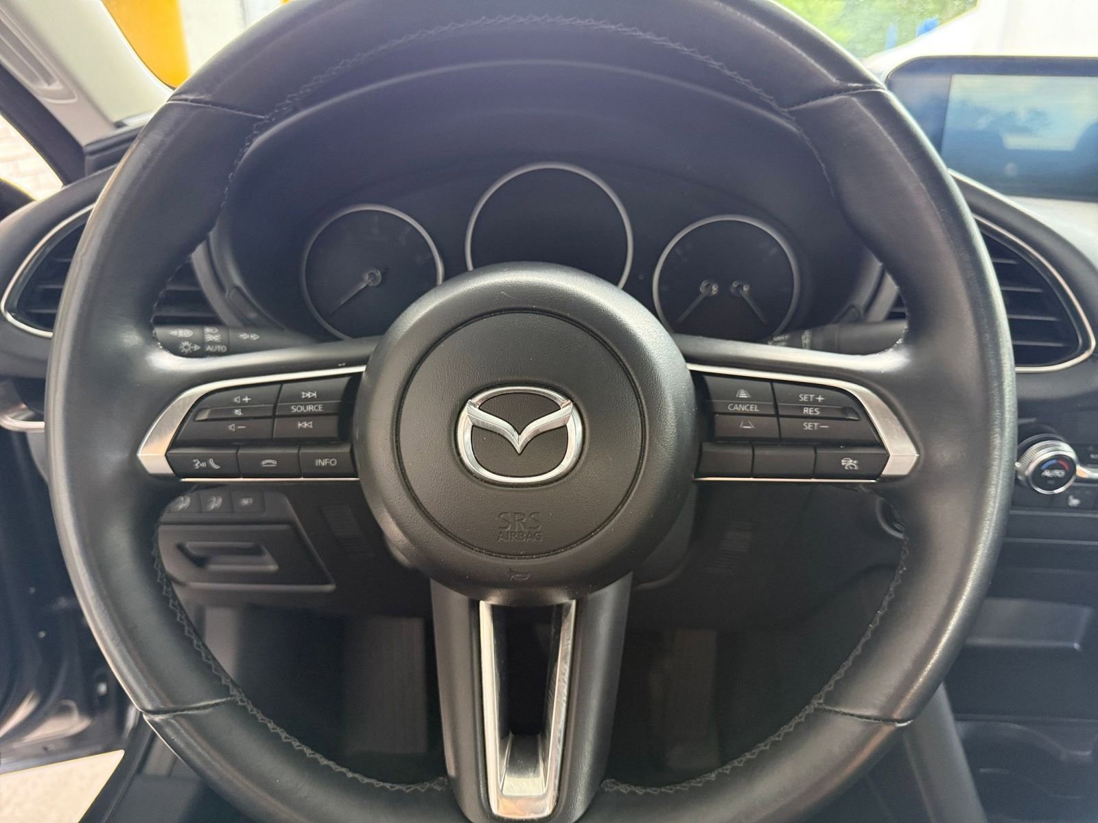 Thumbnail: 2025 Mazda Mazda3 - 28