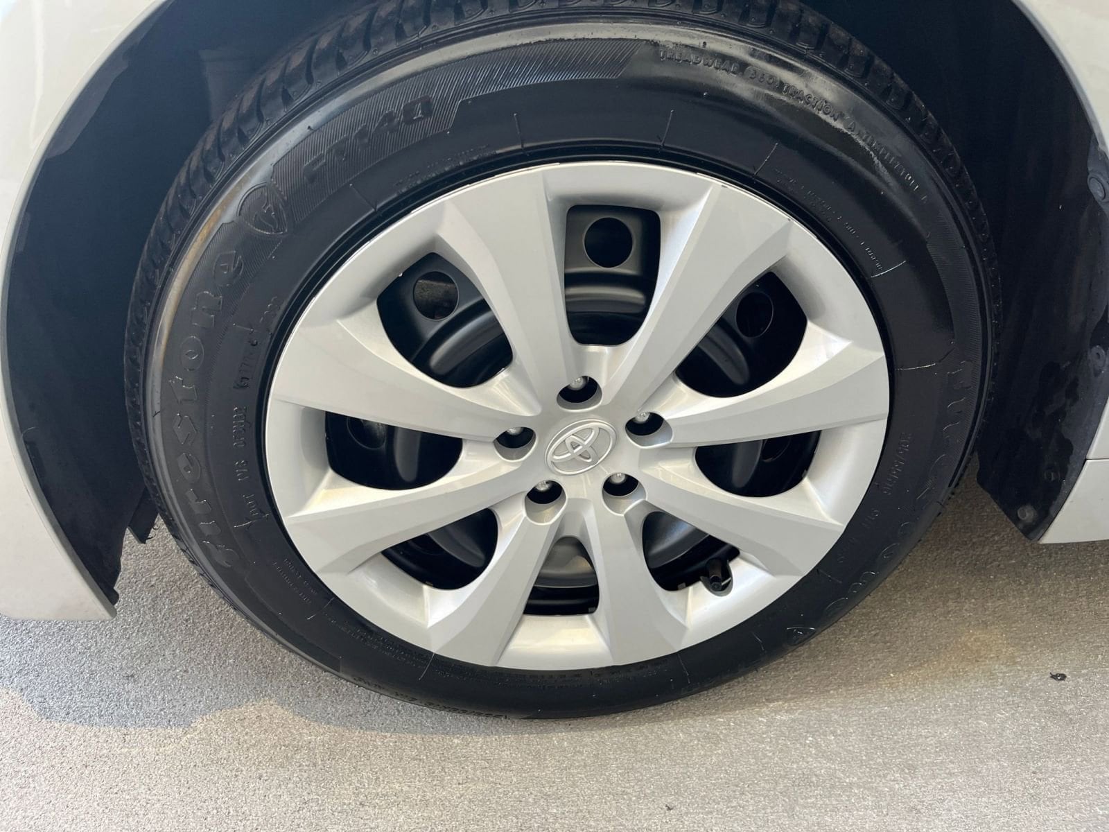 Thumbnail: 2025 Toyota Corolla - 30