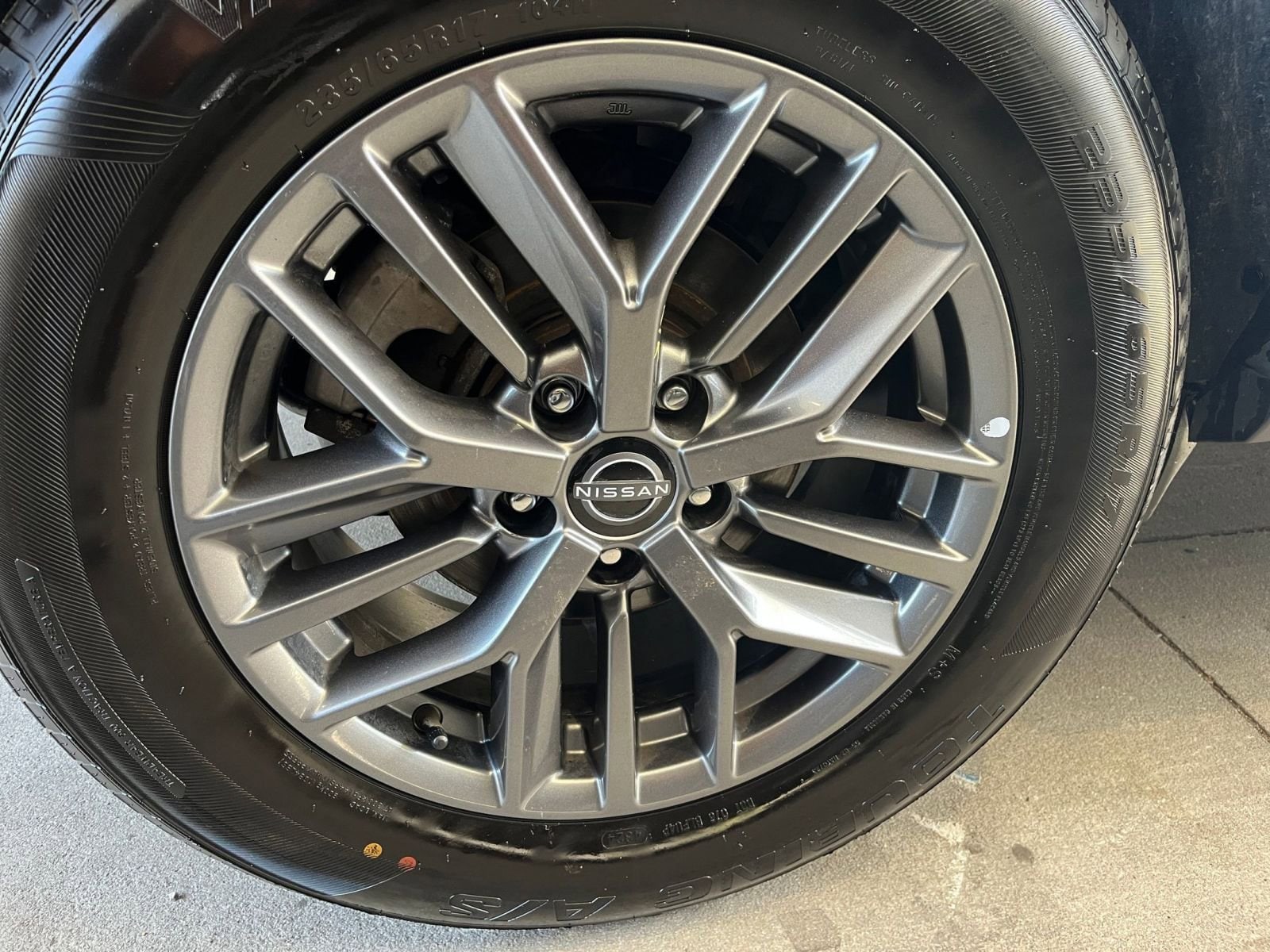 2023 Nissan Rogue S 30
