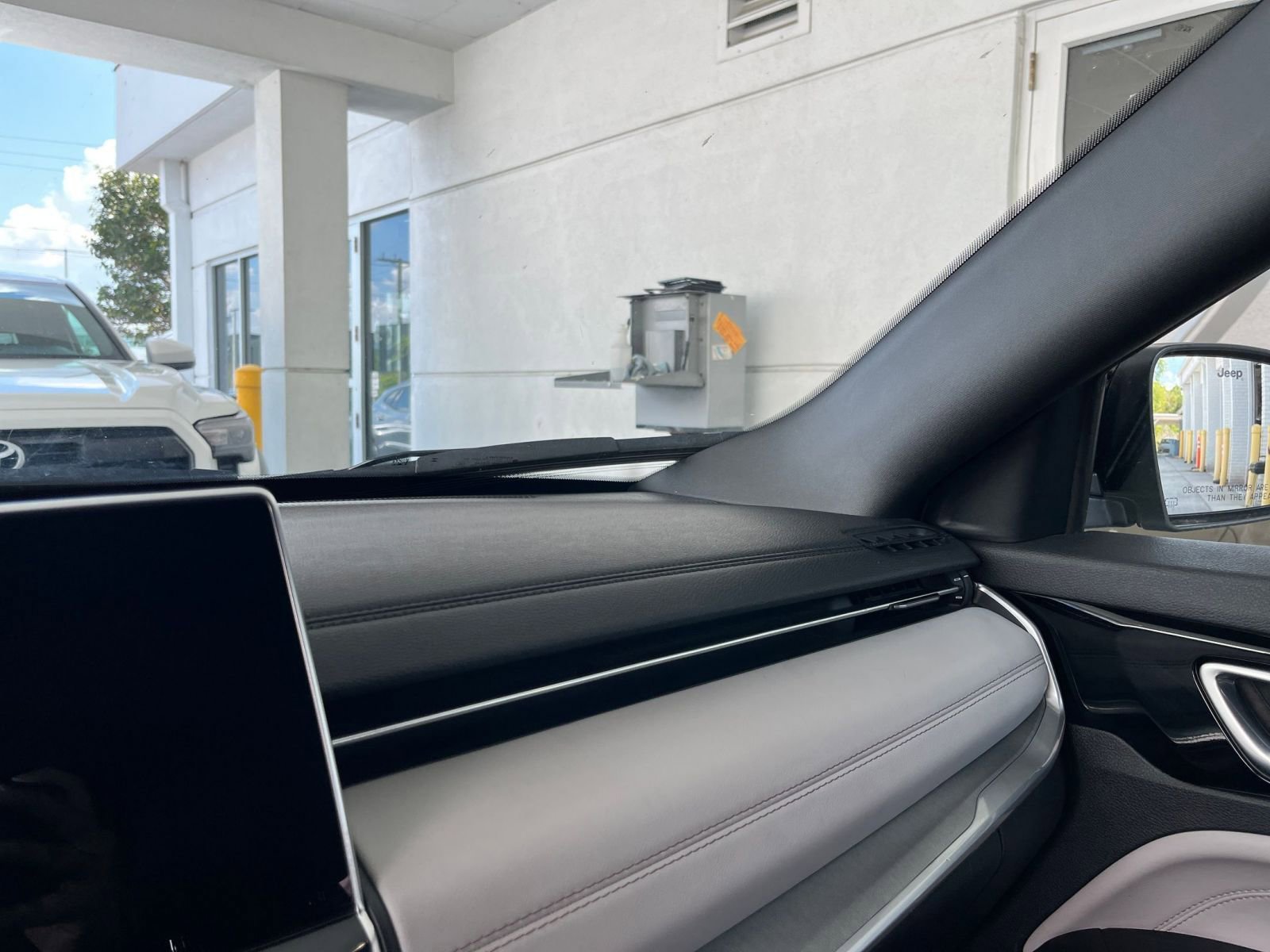 Thumbnail: 2025 Jeep Compass - 35