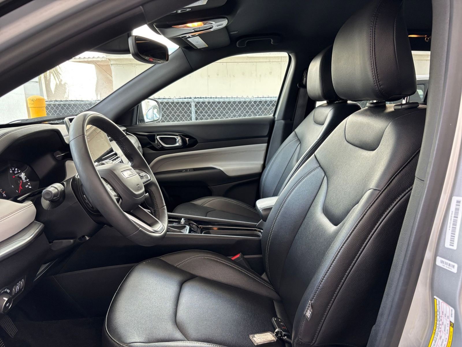 Thumbnail: 2025 Jeep Compass - 28