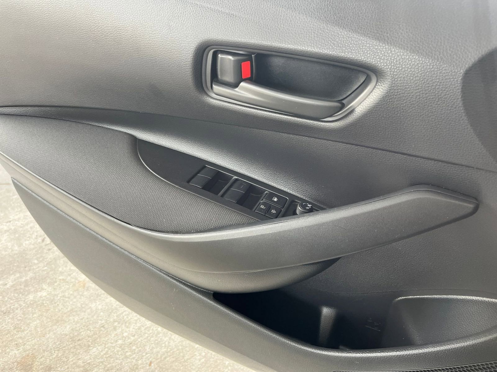 Thumbnail: 2025 Toyota Corolla - 20