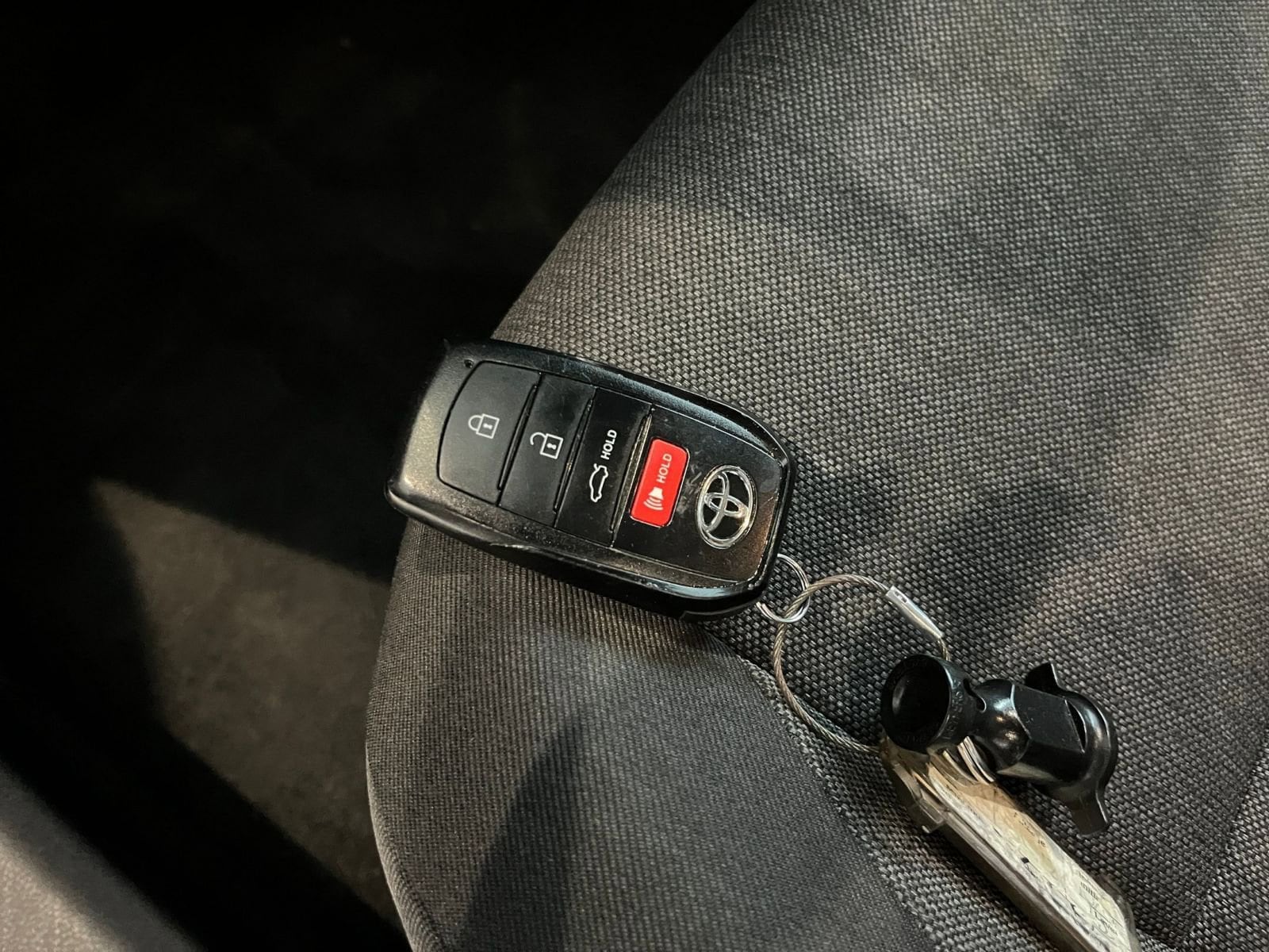 Thumbnail: 2025 Toyota Camry - 22