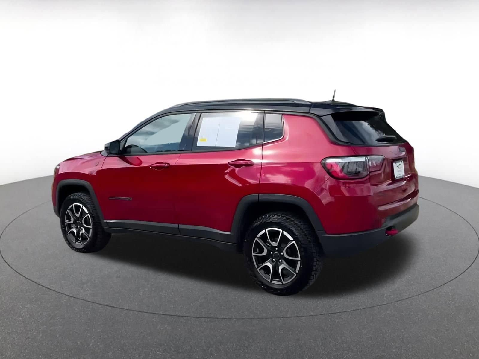 Thumbnail: 2025 Jeep Compass - 9