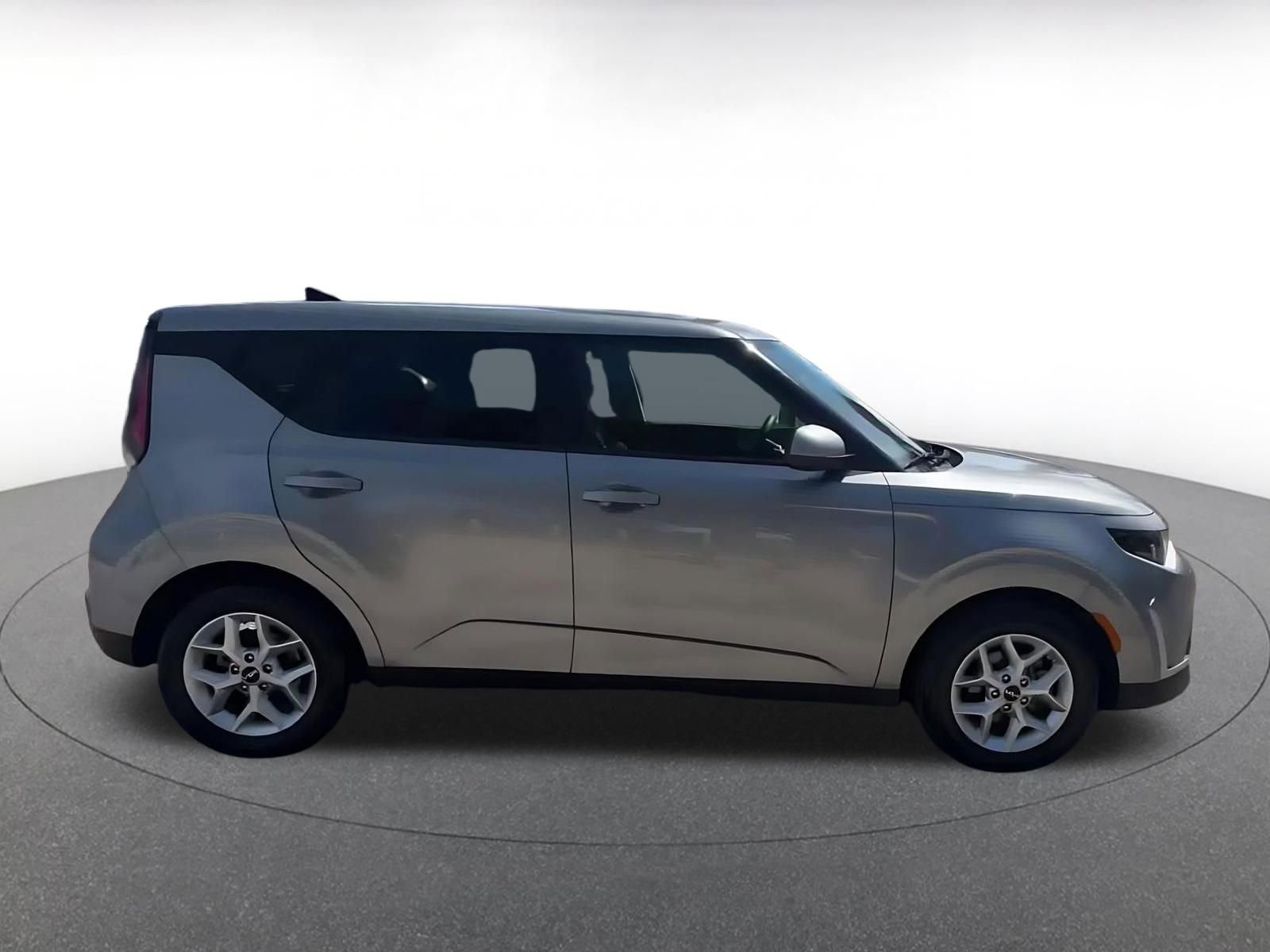 Thumbnail: 2025 Kia Soul - 16