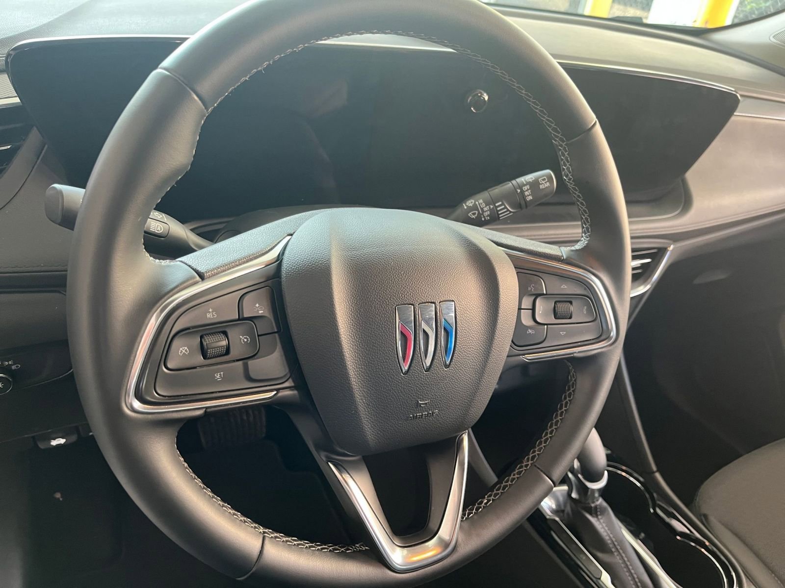 Thumbnail: 2025 Buick Encore GX - 28