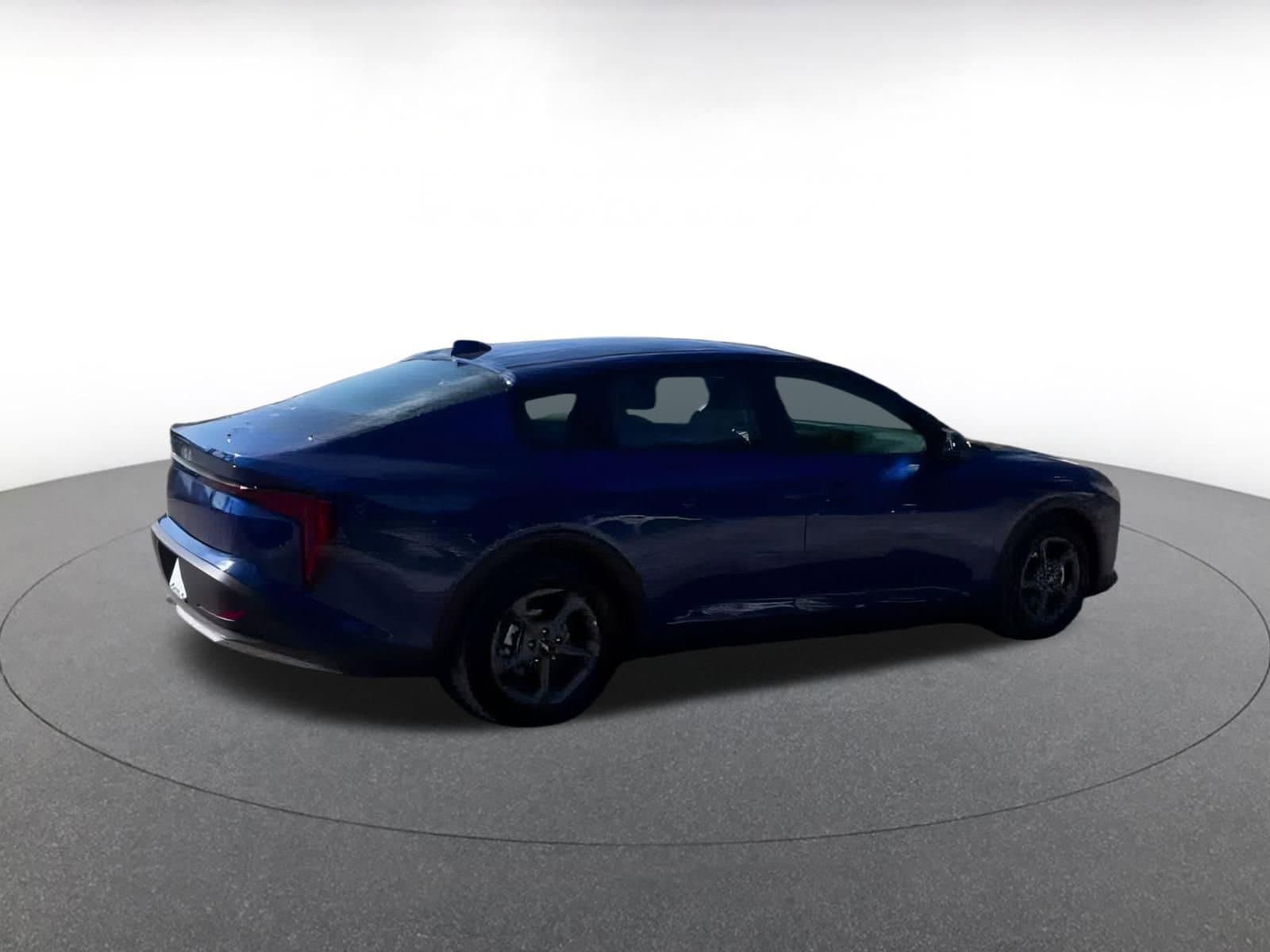 Thumbnail: 2025 Kia K4 - 11