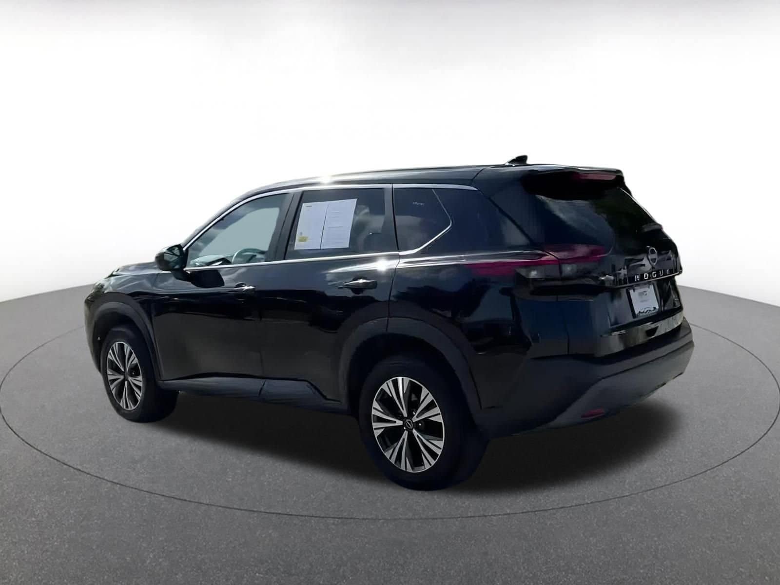 2023 Nissan Rogue SV 7