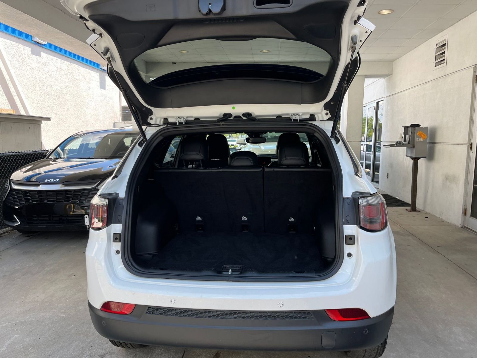 Thumbnail: 2025 Jeep Compass - 31