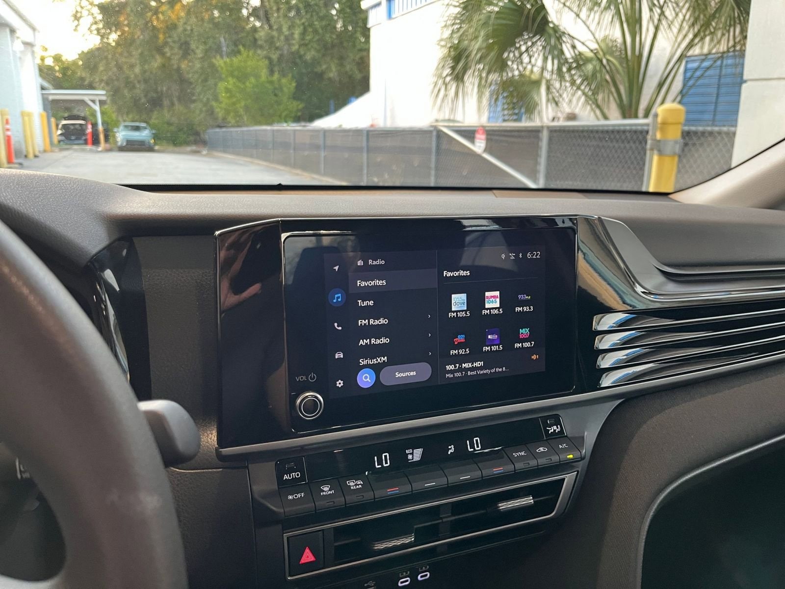 Thumbnail: 2025 Toyota Camry - 21