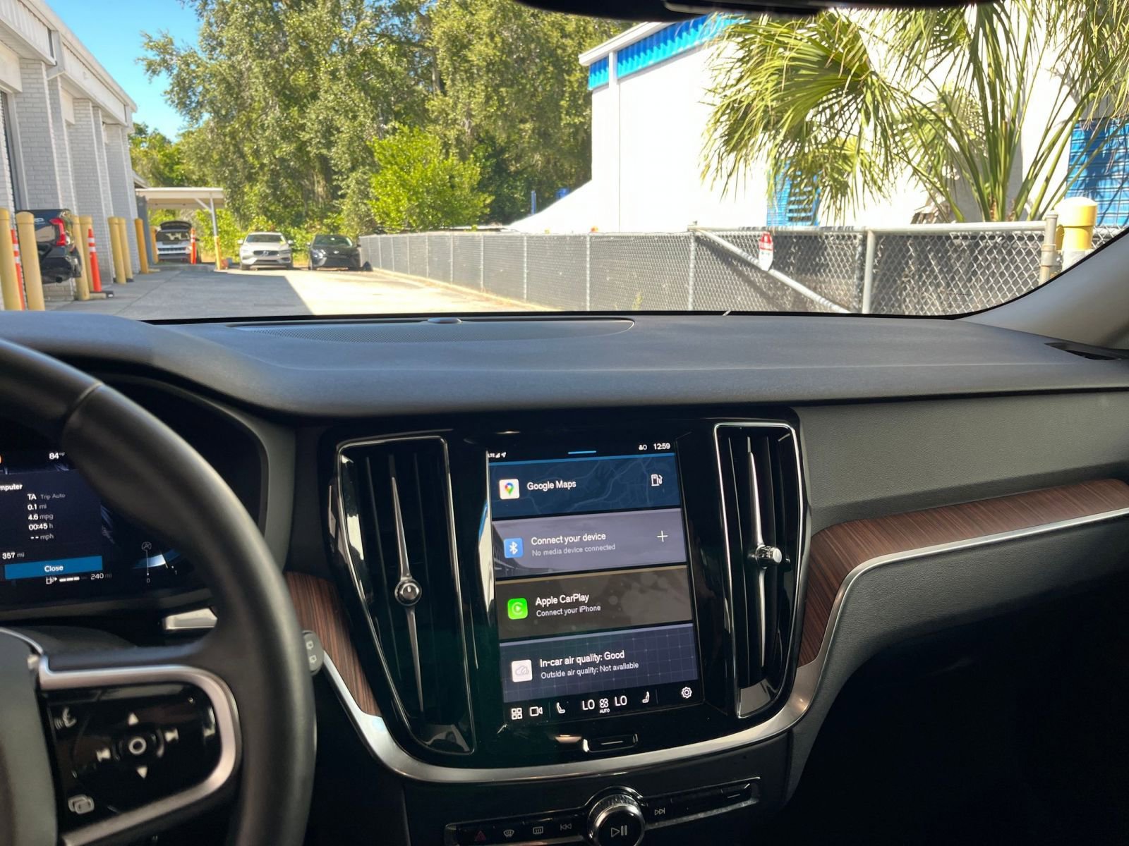 Thumbnail: 2025 Volvo S60 - 18