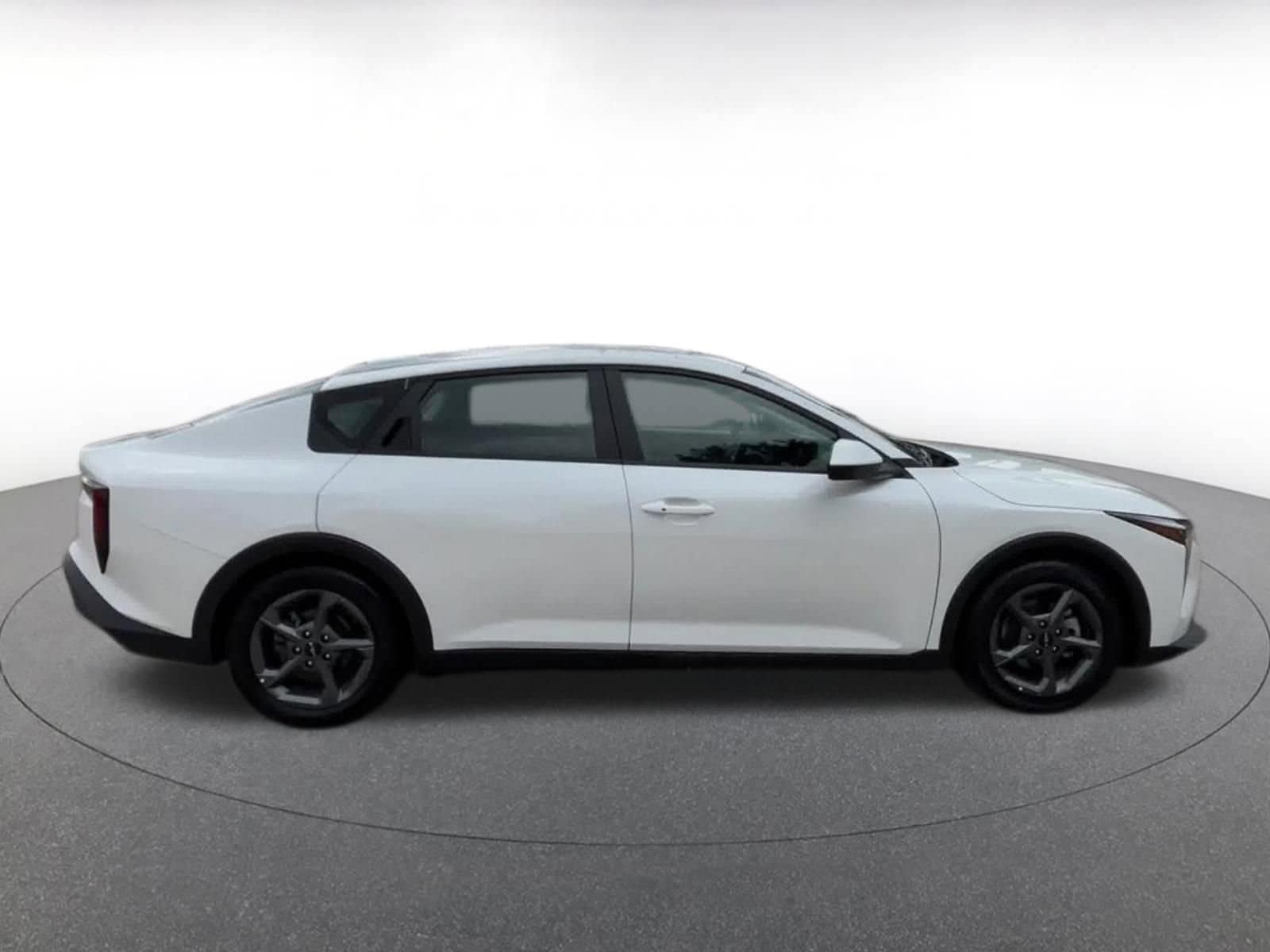 Thumbnail: 2025 Kia K4 - 16