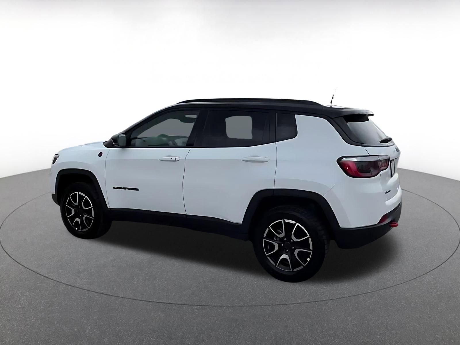 Thumbnail: 2025 Jeep Compass - 10