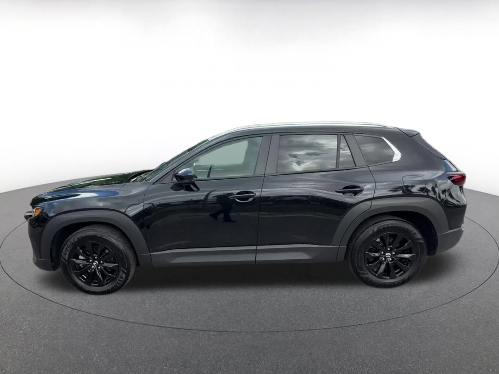 Thumbnail: 2025 Mazda CX-50 - 9