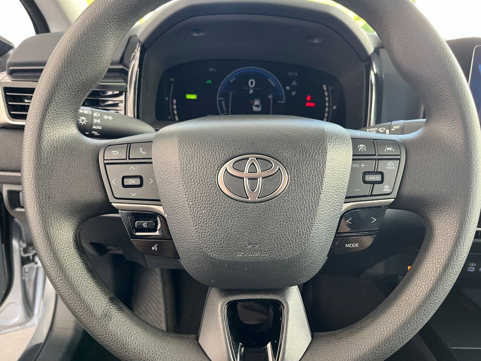 Thumbnail: 2025 Toyota Camry - 28