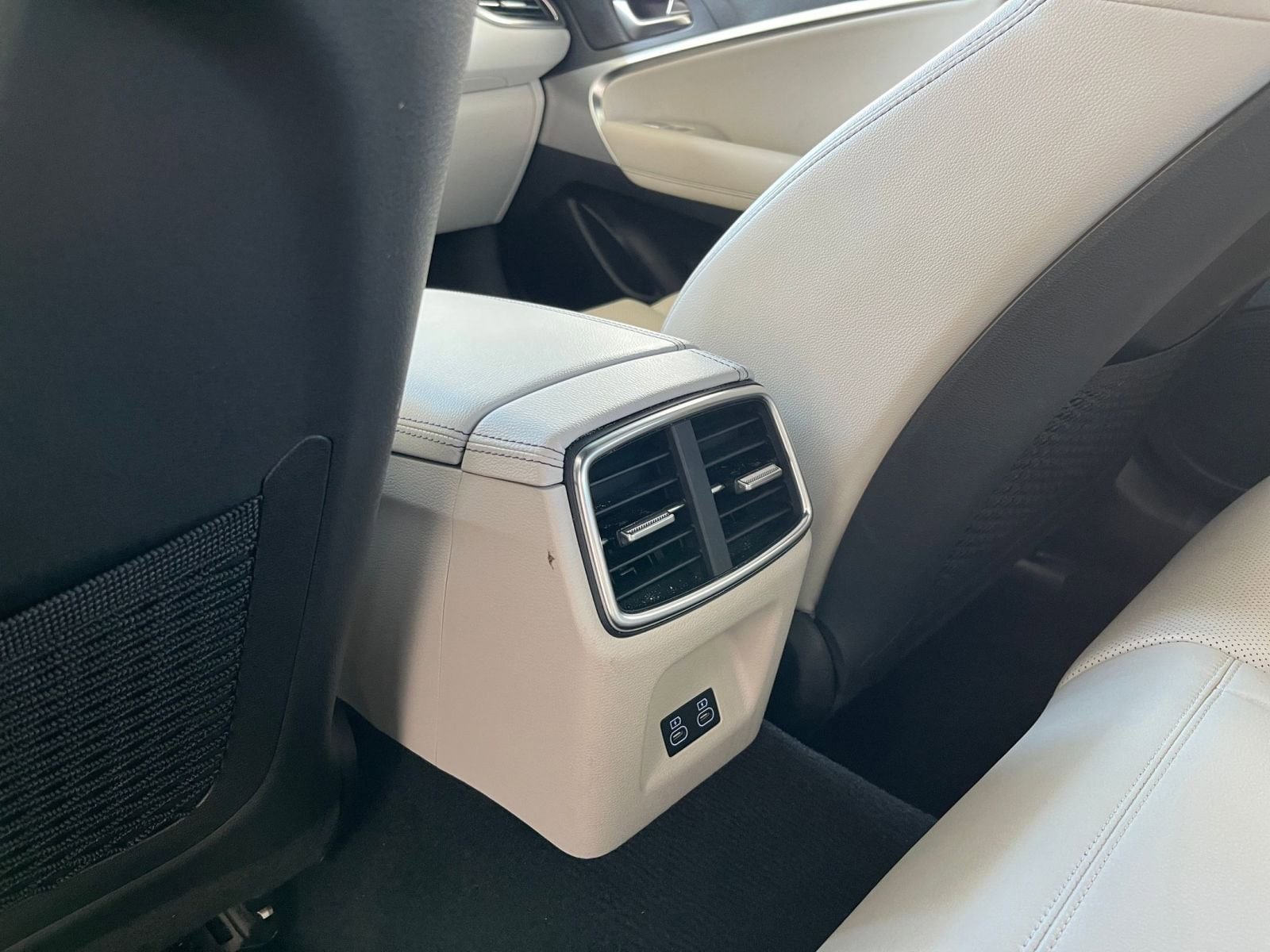 Thumbnail: 2025 Genesis G70 - 24