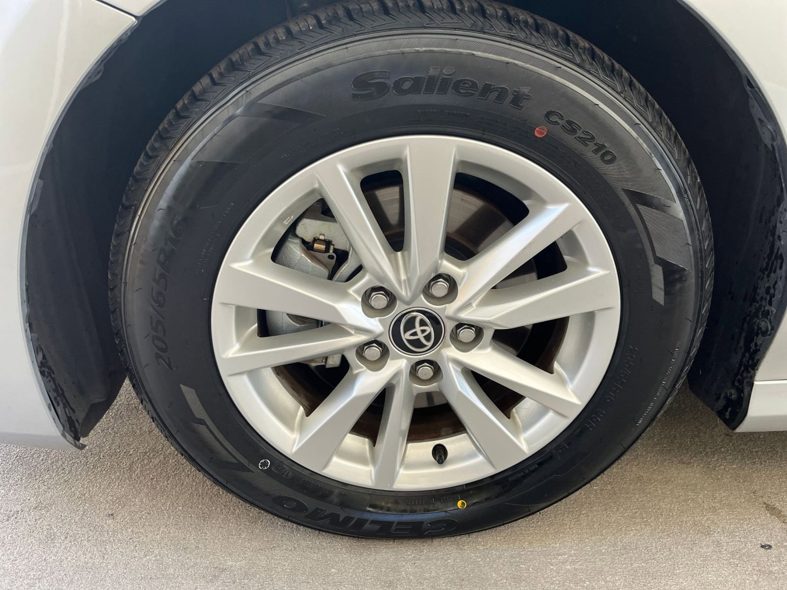 Thumbnail: 2025 Toyota Camry - 30