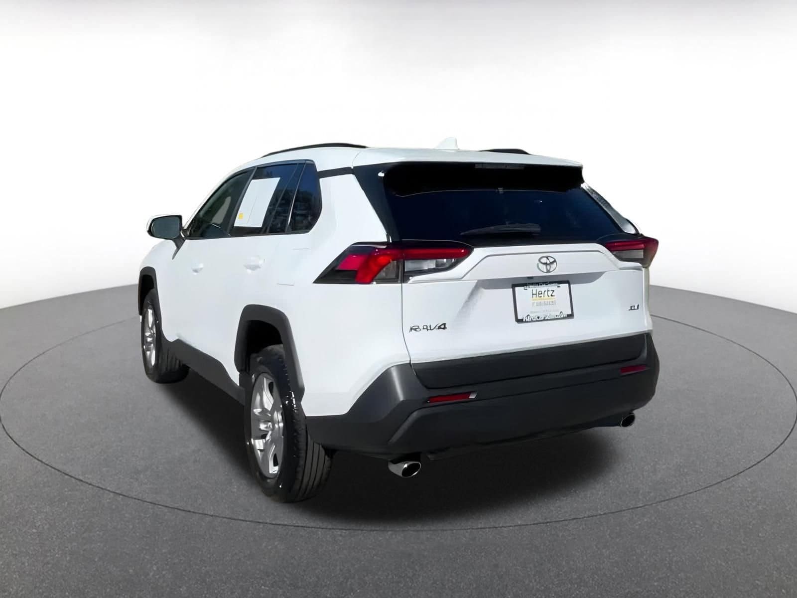 Thumbnail: 2025 Toyota RAV4 - 11