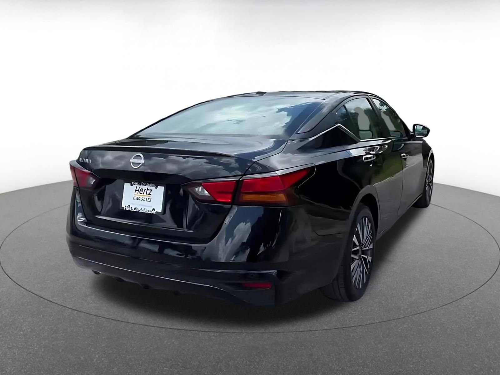 Thumbnail: 2025 Nissan Altima - 15