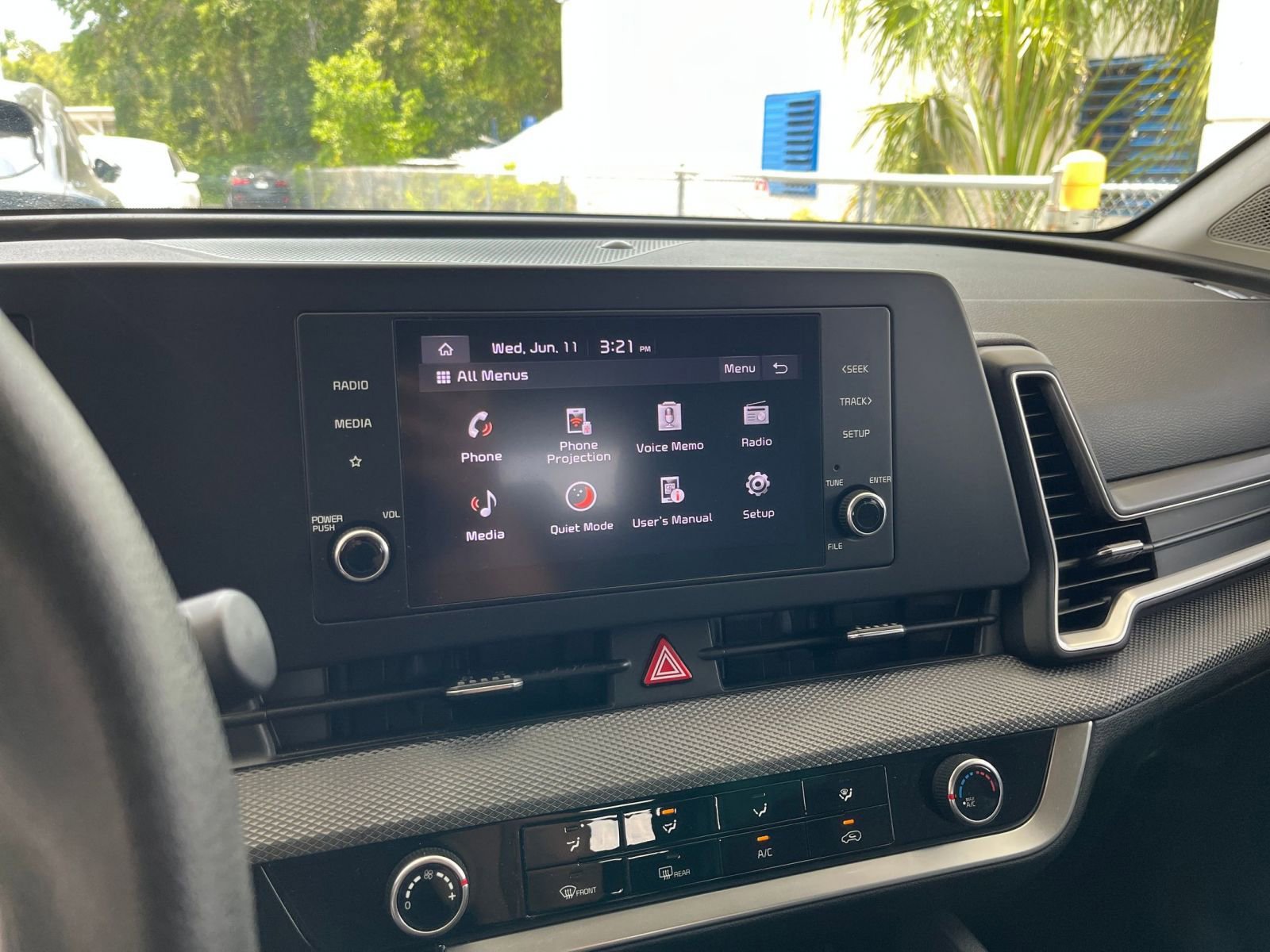 2024 Kia Sportage LX 21