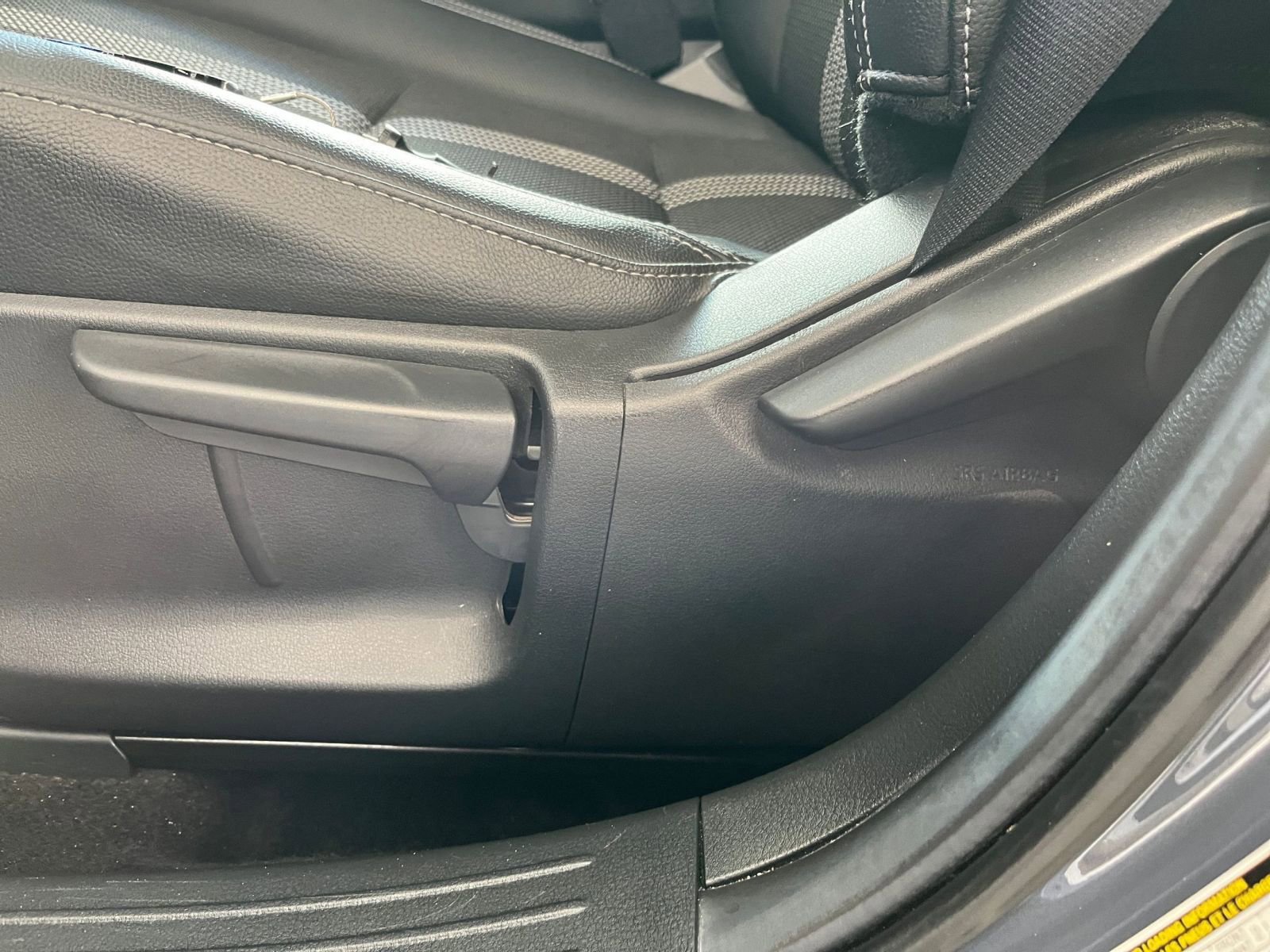 Thumbnail: 2025 Mazda CX-50 - 23