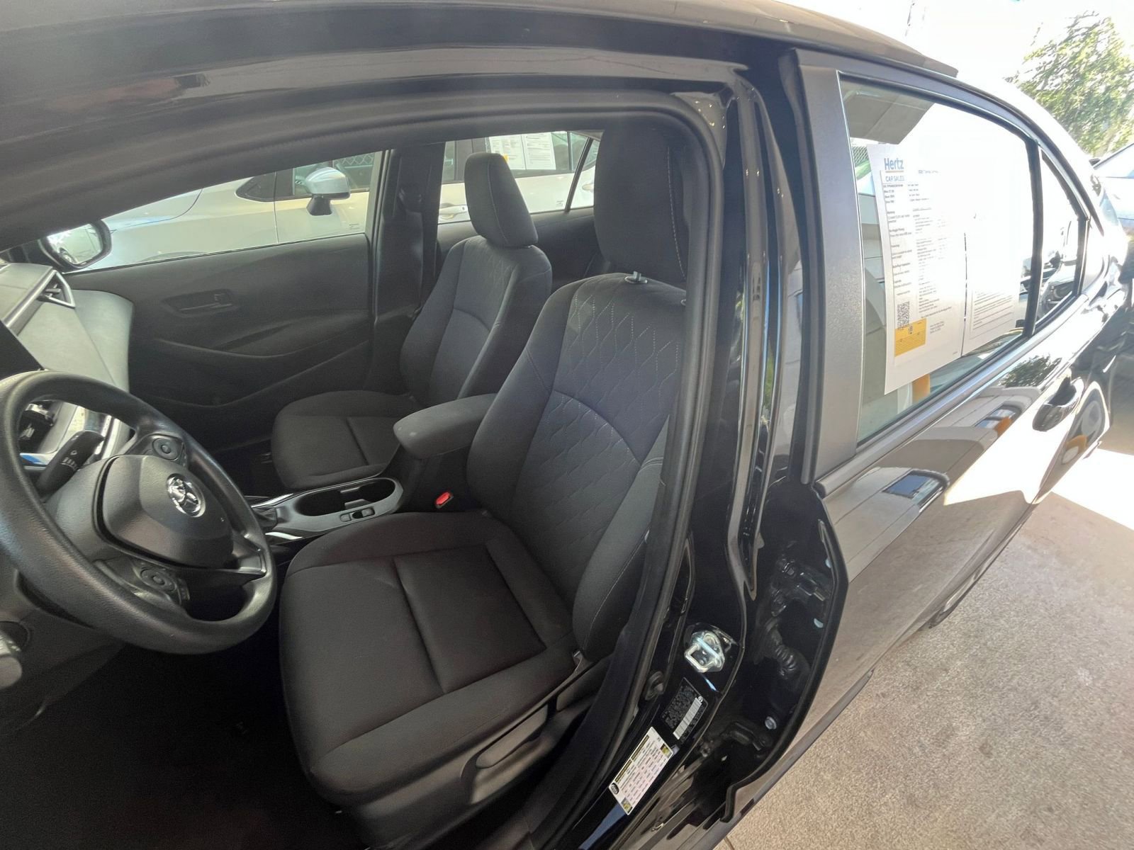 Thumbnail: 2025 Toyota Corolla - 34