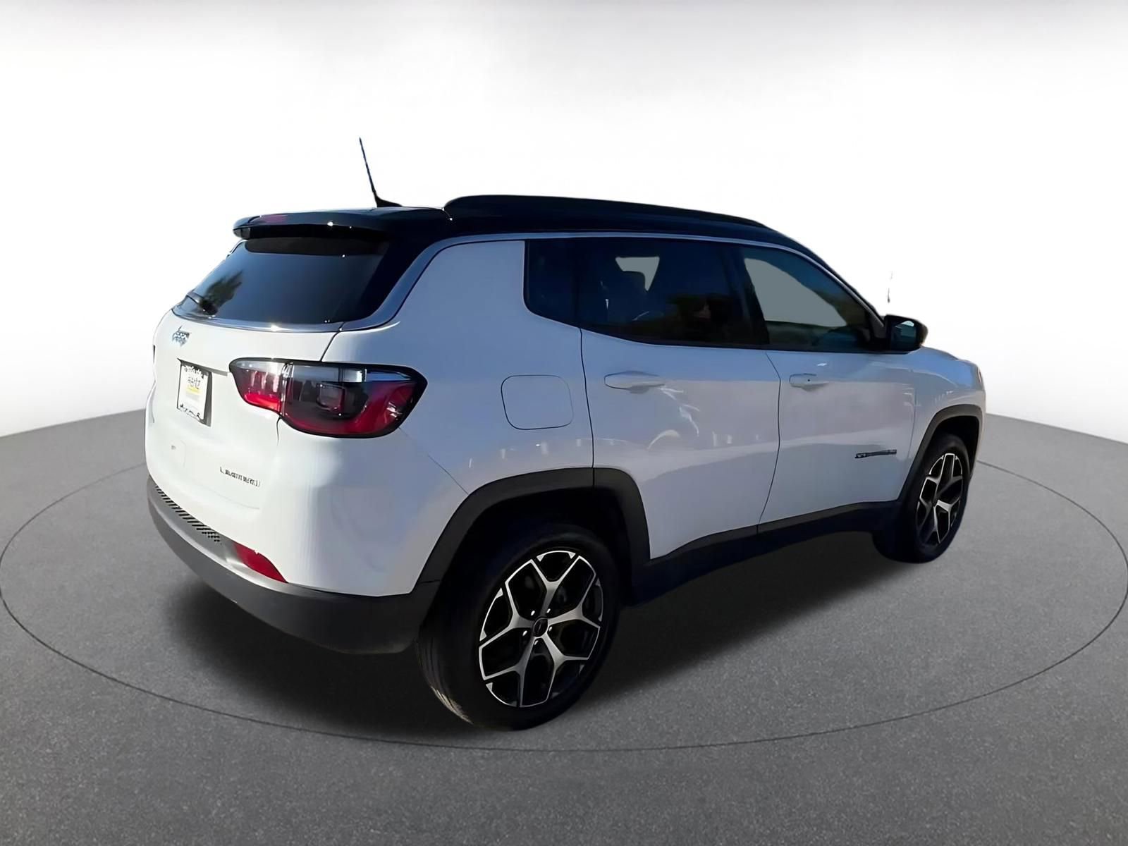 Thumbnail: 2025 Jeep Compass - 15