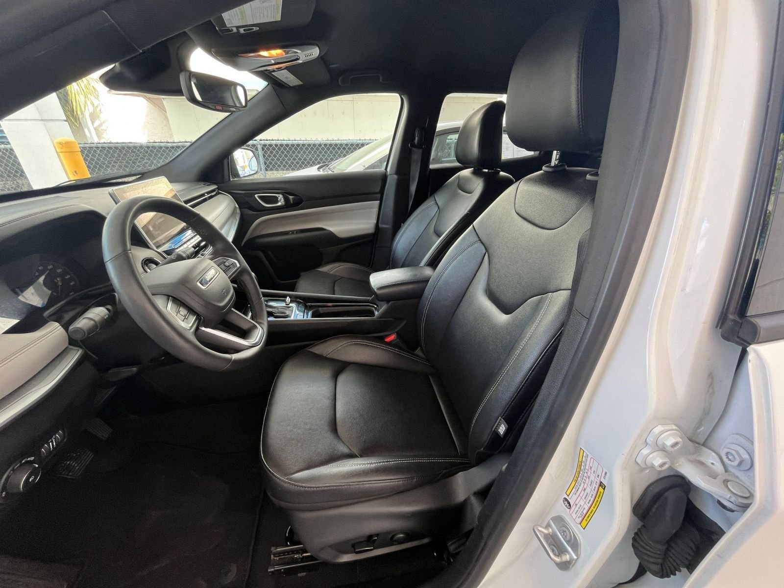 Thumbnail: 2025 Jeep Compass - 28