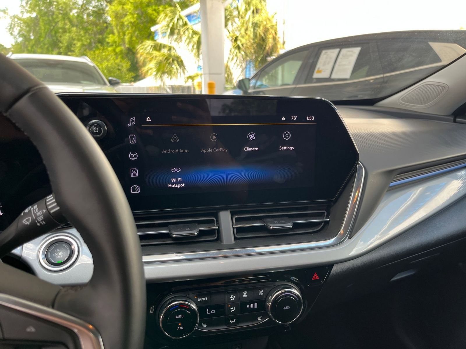 Thumbnail: 2025 Chevrolet Trax - 20