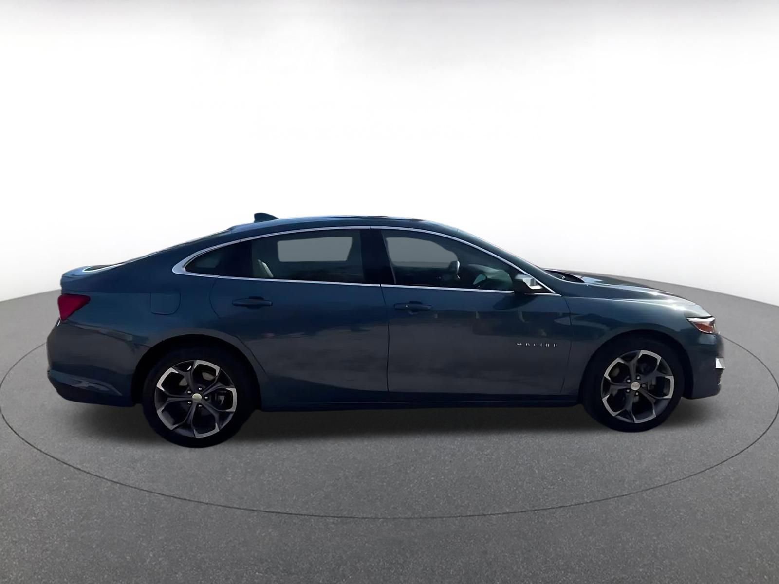 Thumbnail: 2024 Chevrolet Malibu - 16