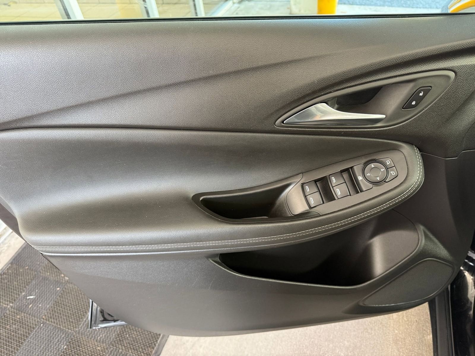 Thumbnail: 2025 Buick Encore GX - 20