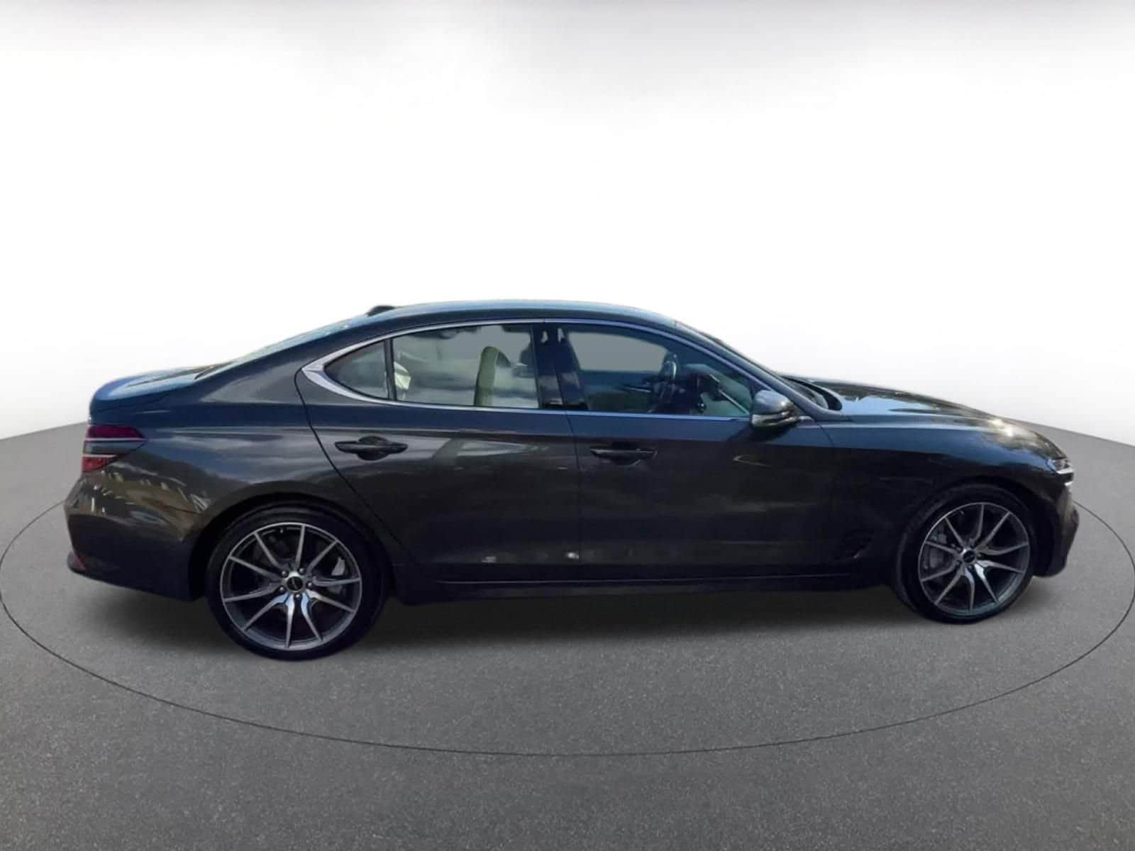 Thumbnail: 2025 Genesis G70 - 16