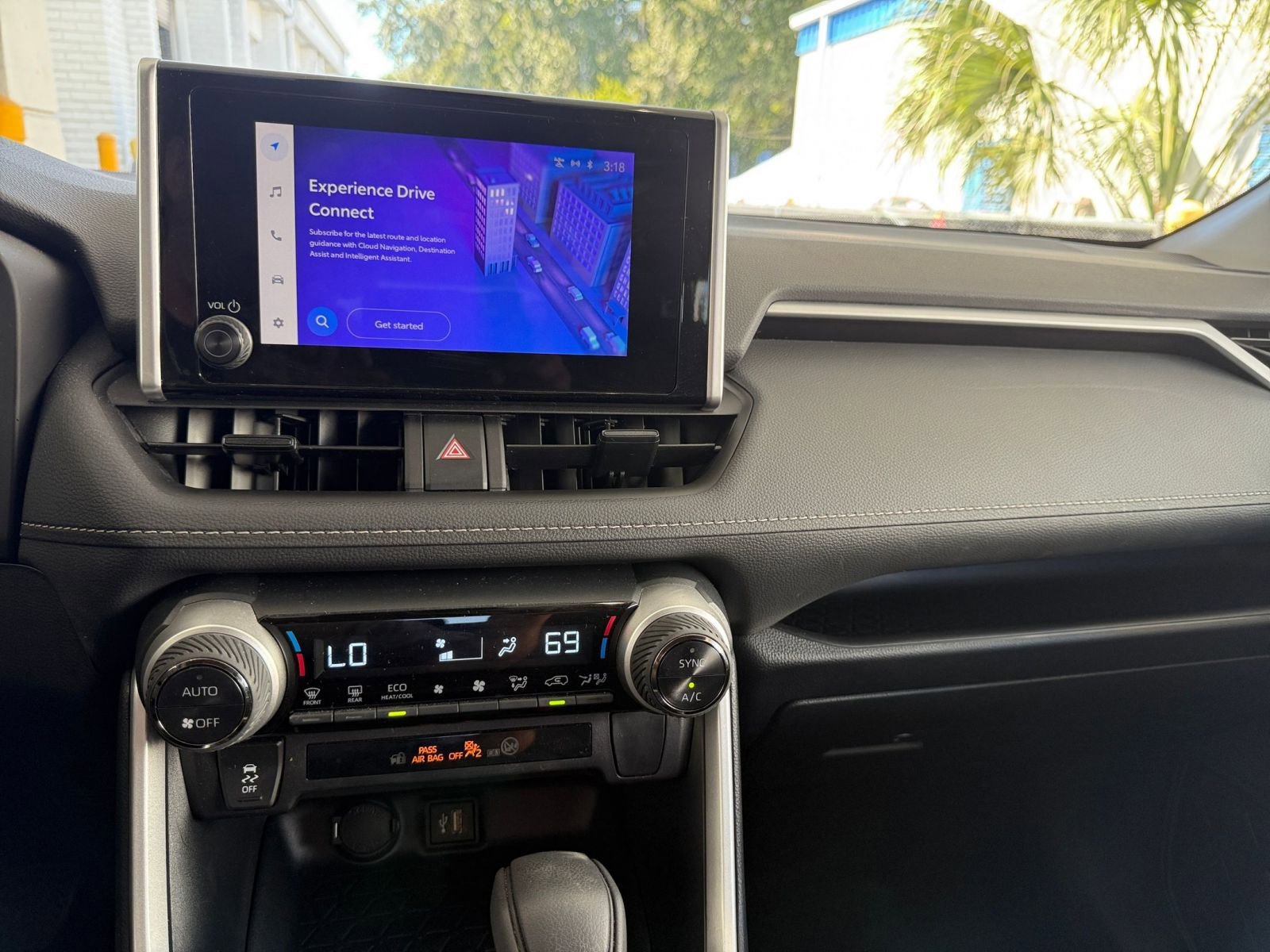 Thumbnail: 2025 Toyota RAV4 - 18