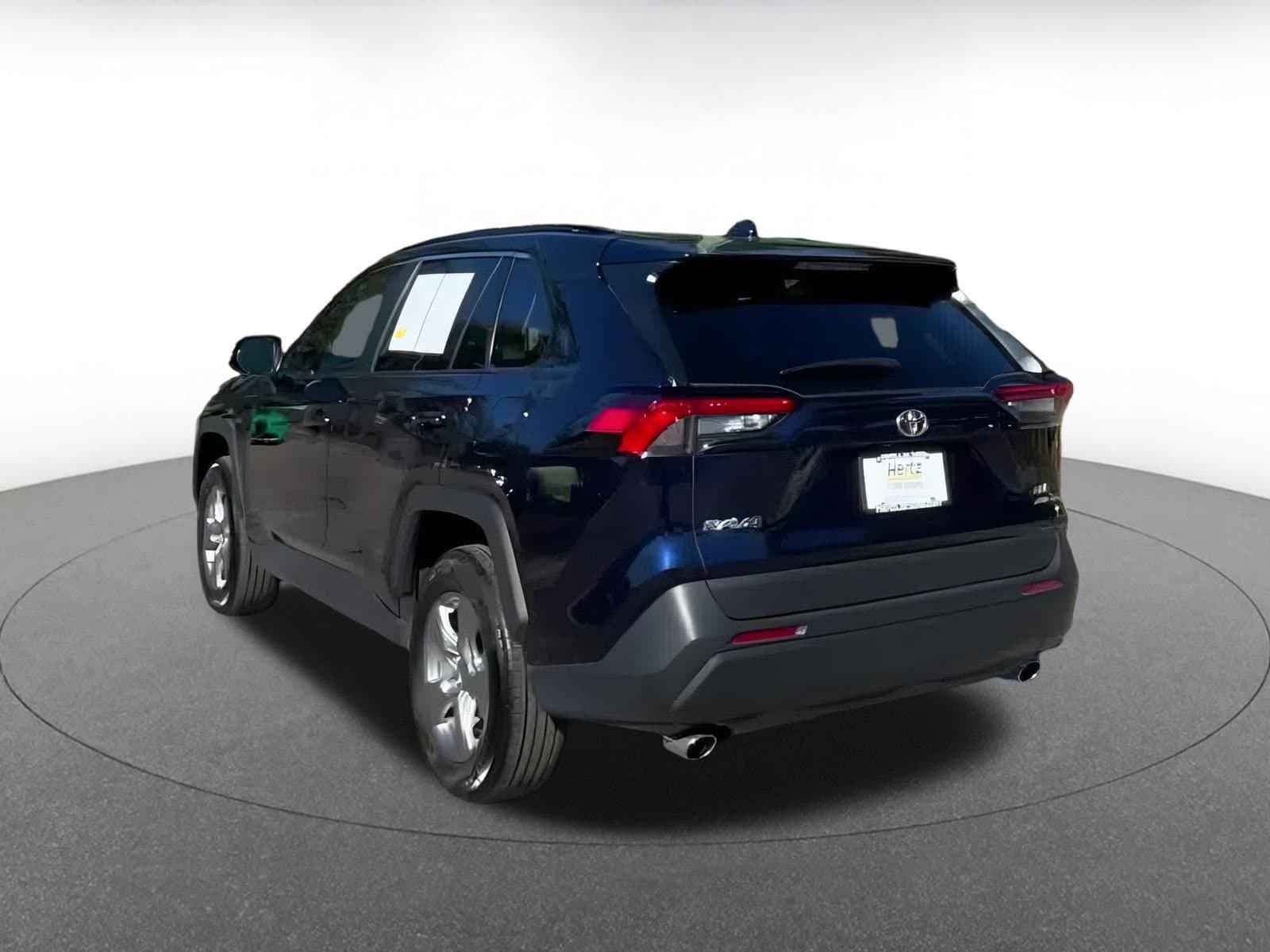 Thumbnail: 2025 Toyota RAV4 - 11