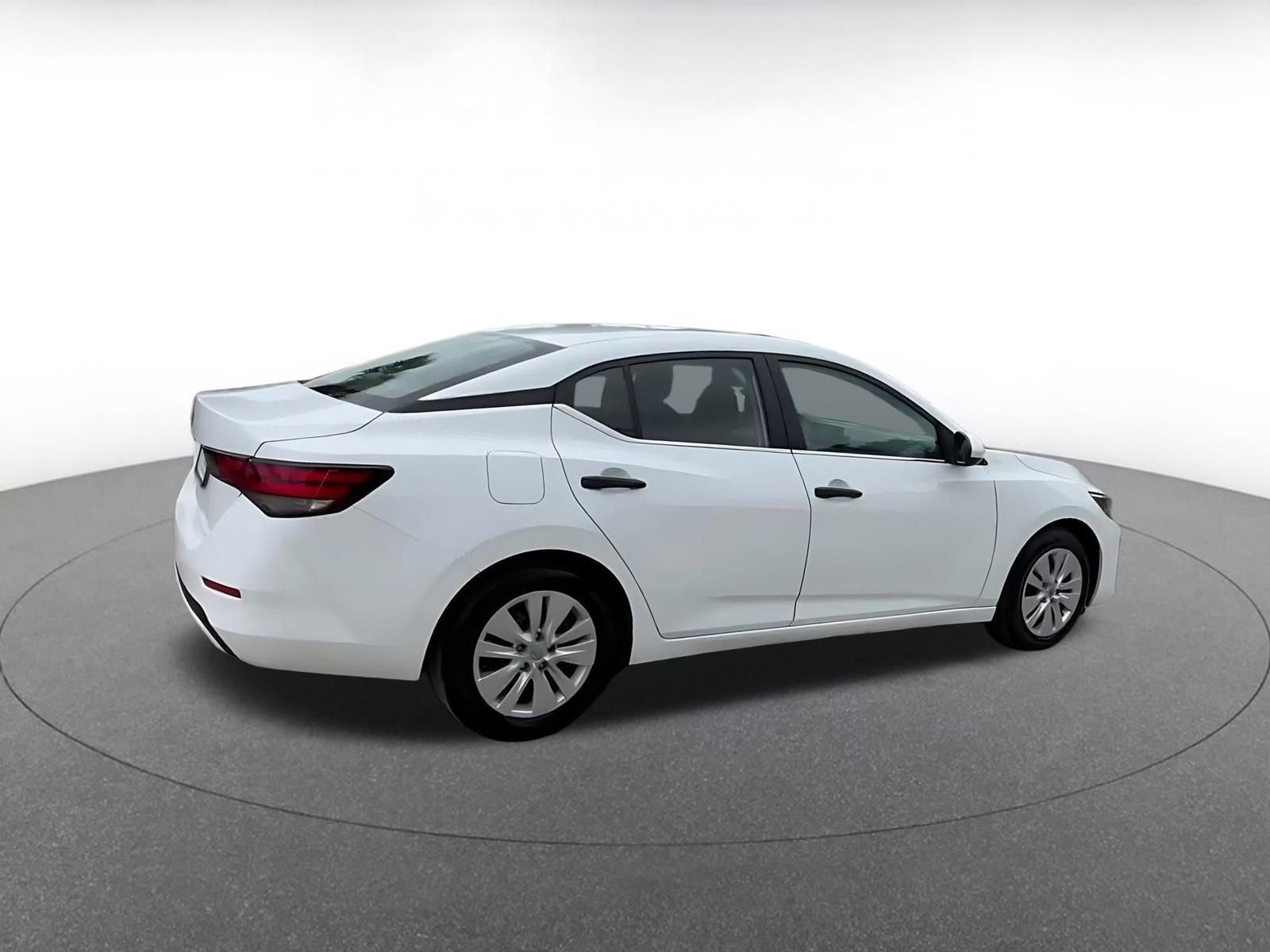 Thumbnail: 2025 Nissan Sentra - 15