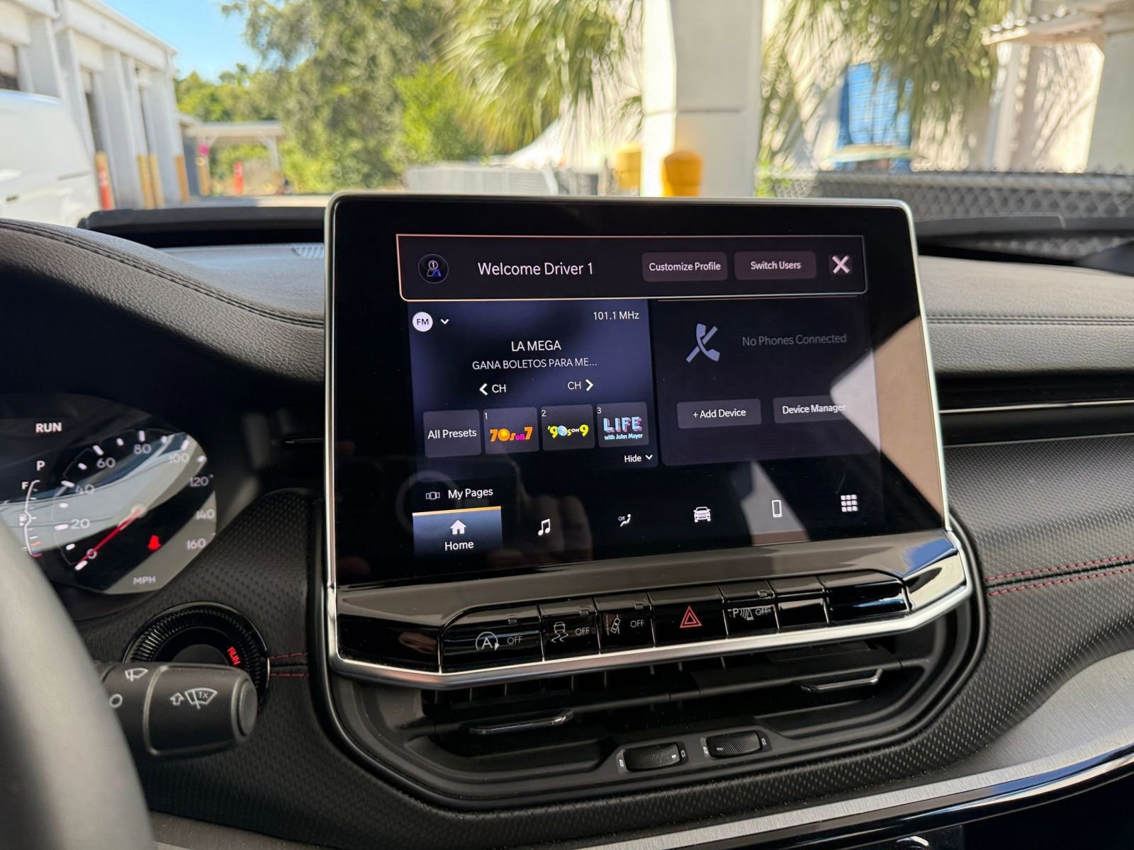 Thumbnail: 2025 Jeep Compass - 21