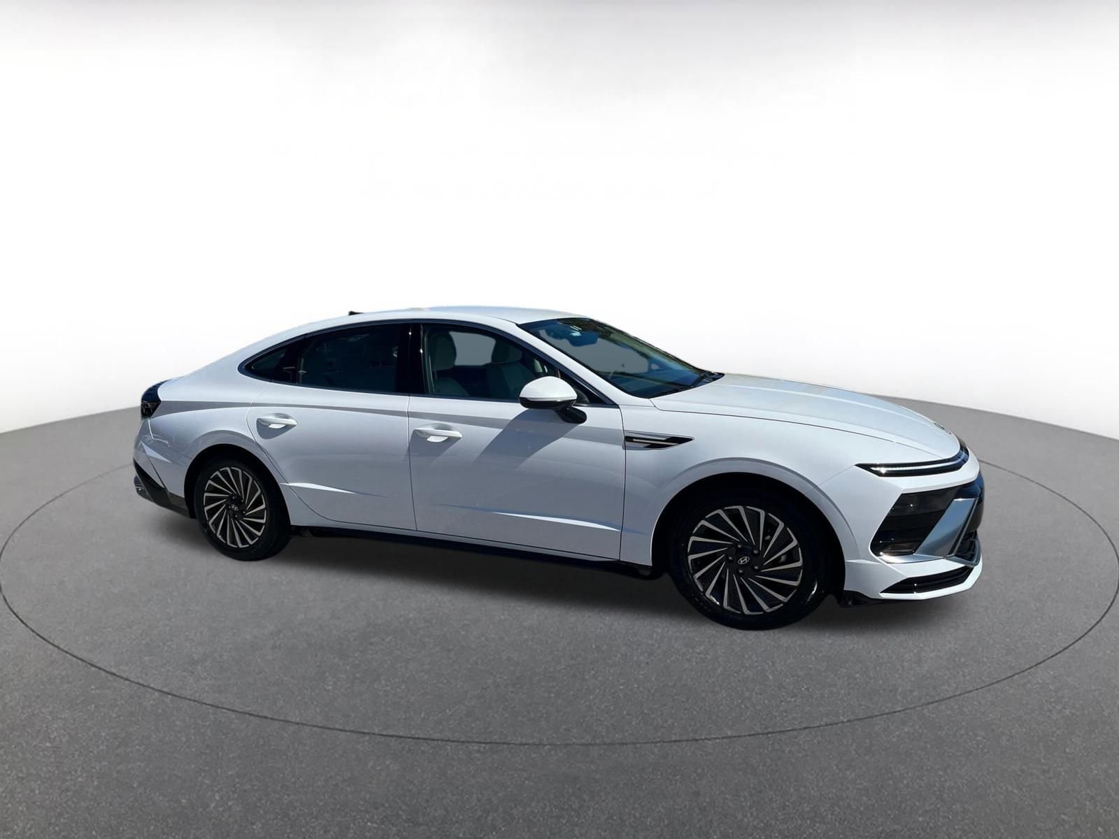 Thumbnail: 2025 Hyundai Sonata - 1