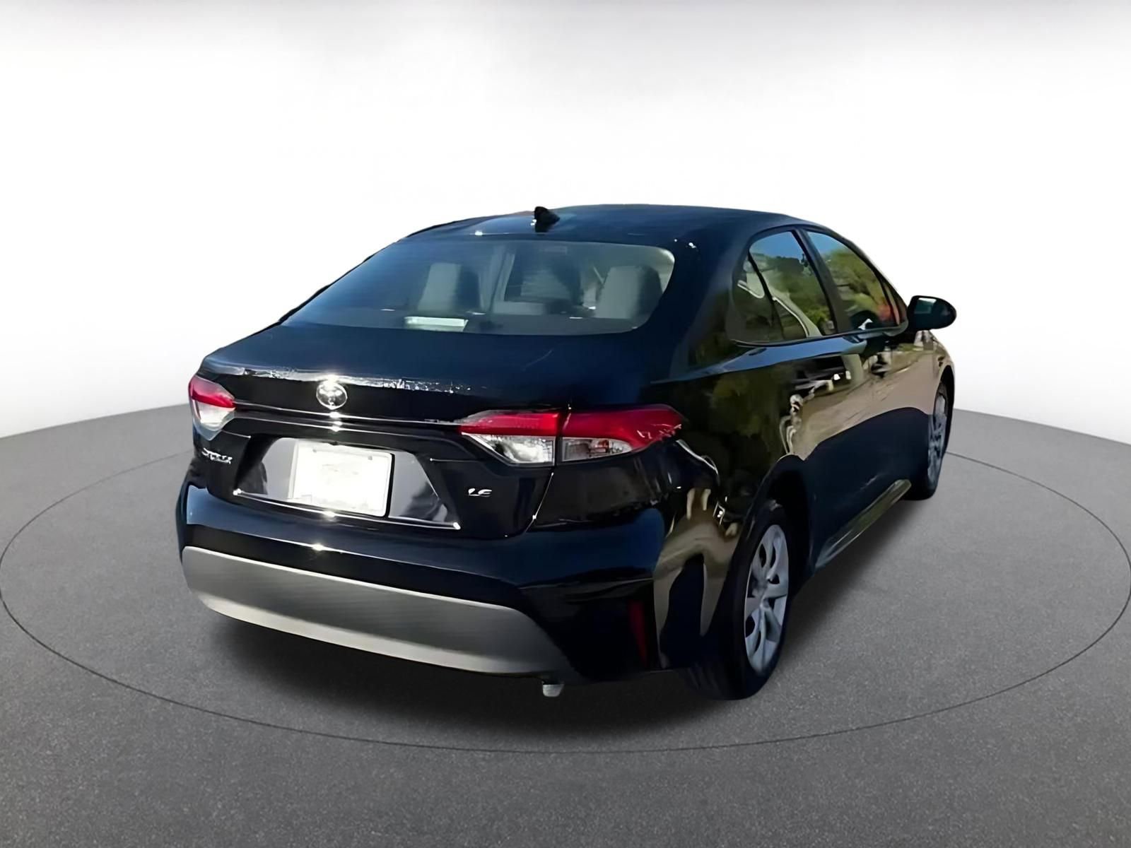 Thumbnail: 2025 Toyota Corolla - 14