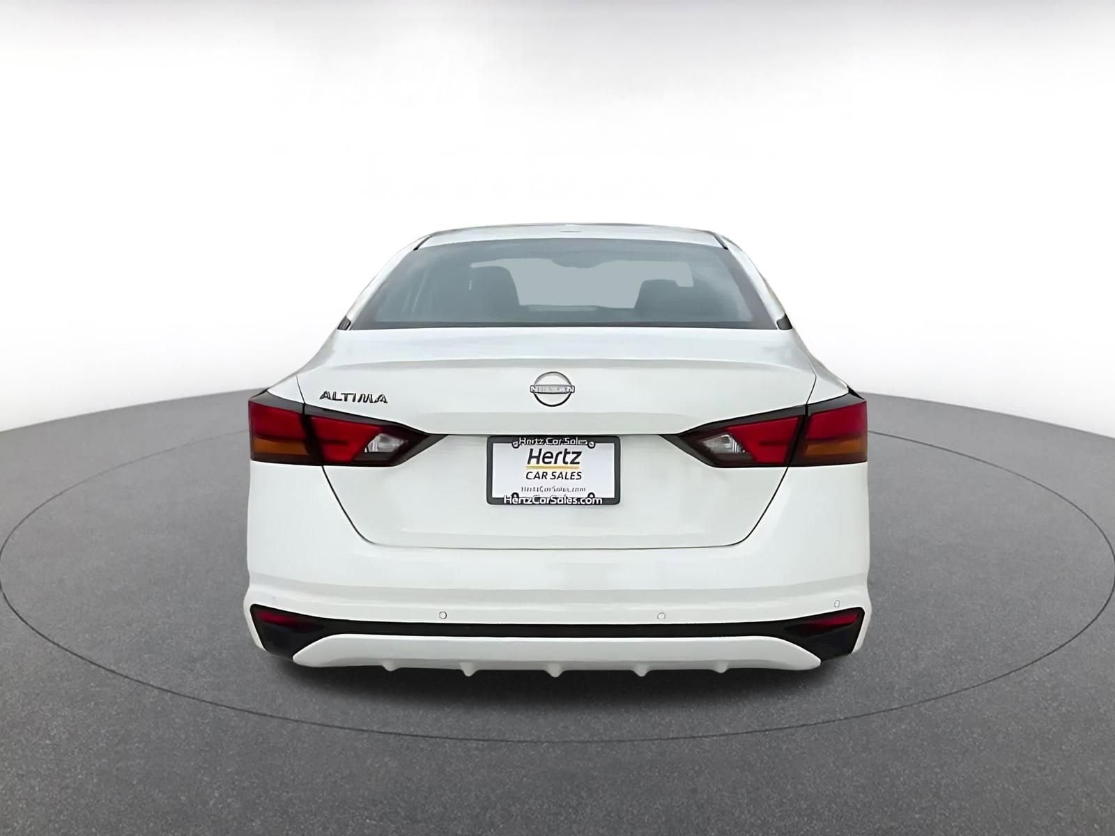 Thumbnail: 2025 Nissan Altima - 12