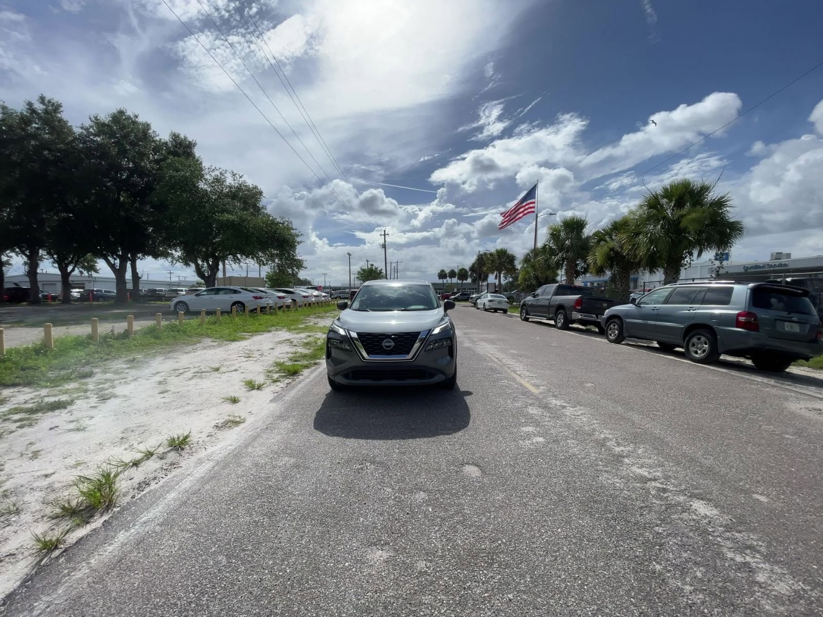 Thumbnail: 2023 Nissan Rogue - 16
